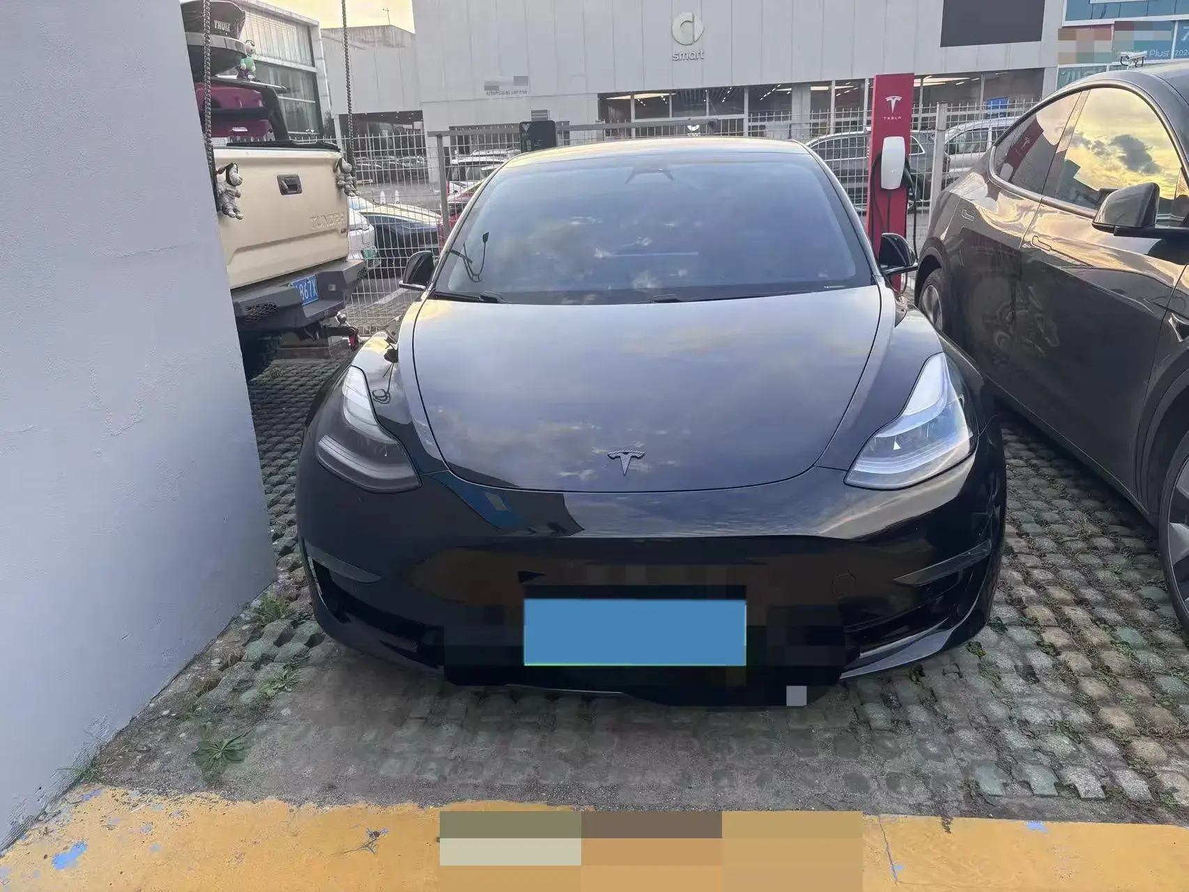 2020 TESLA MODEL thumbnail 4