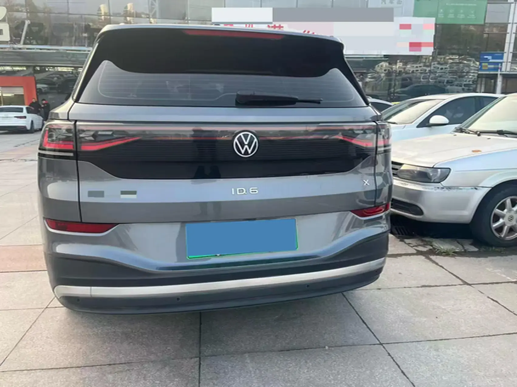 2022 VOLKSWAGEN ID.6 thumbnail 4