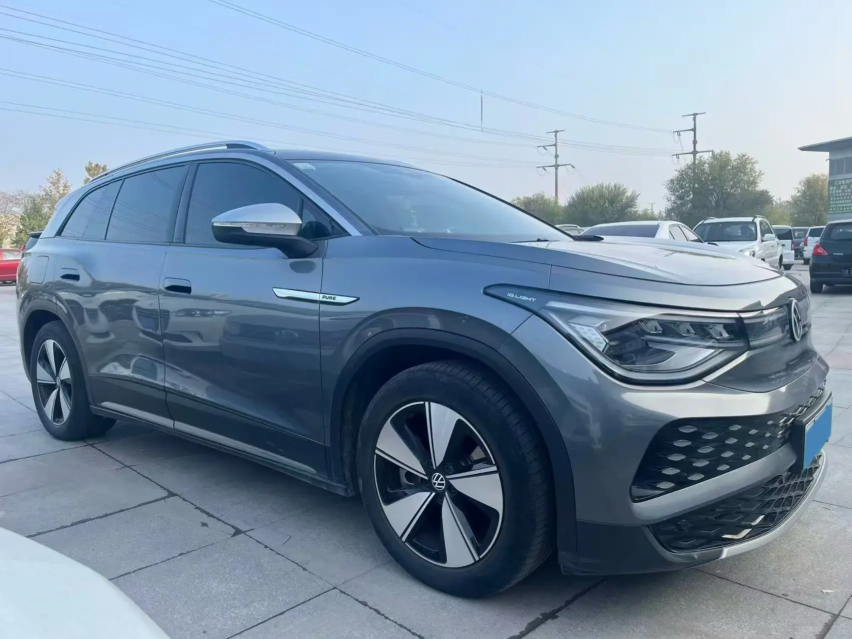 2022 VOLKSWAGEN ID.6 thumbnail 3