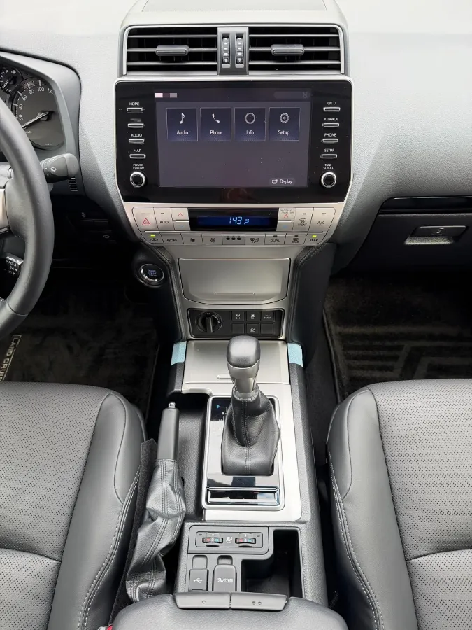 2022 Toyota 86 2.4L 234HP H4 6AT,autocango,china used car exporter,china ev exporter,chinese used car exporter,chinese used ev exporter