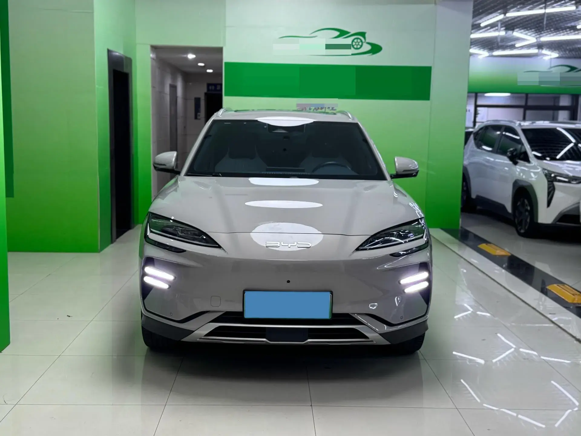 2023 BYD SONG thumbnail 2