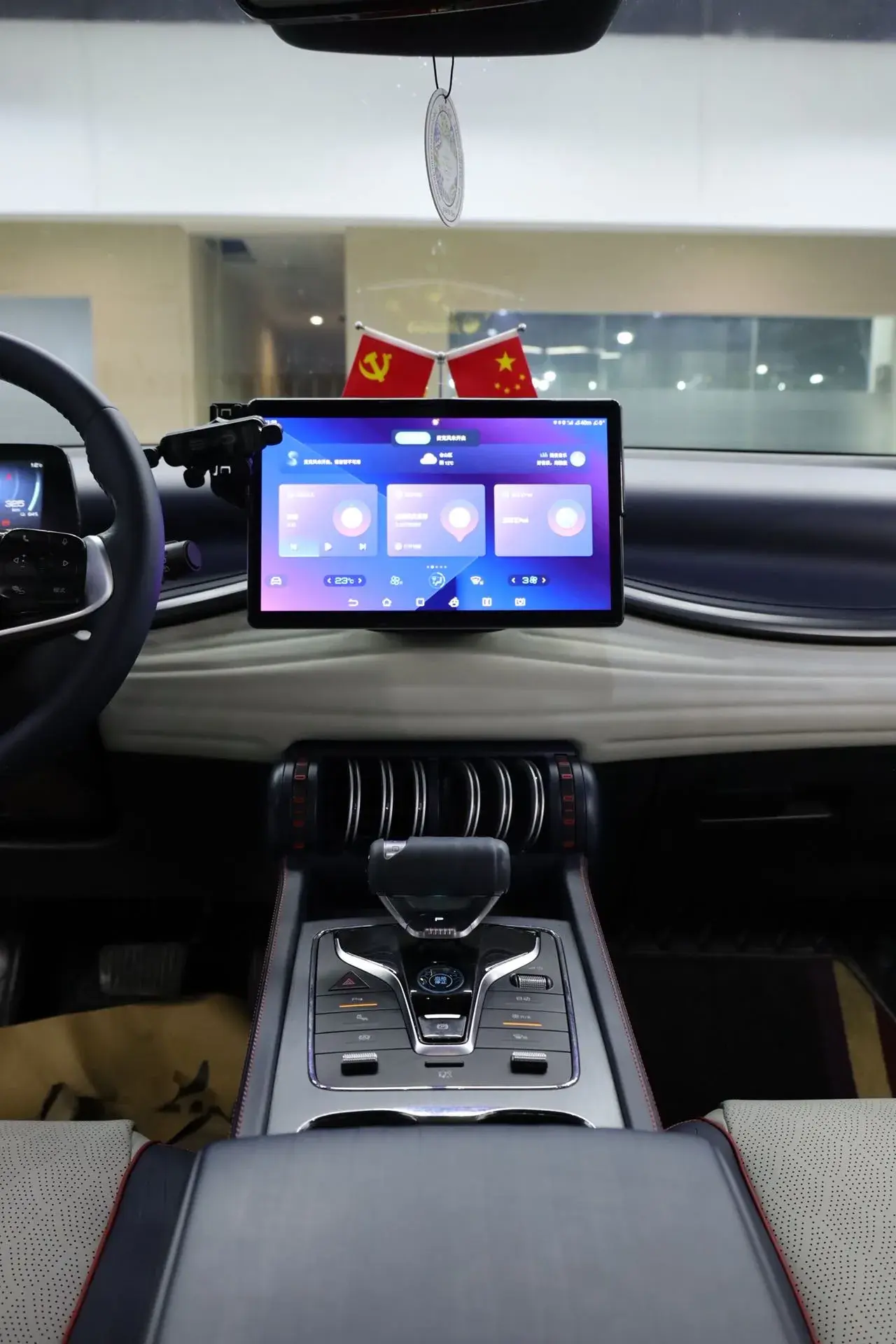 2022 BYD YUAN thumbnail 3