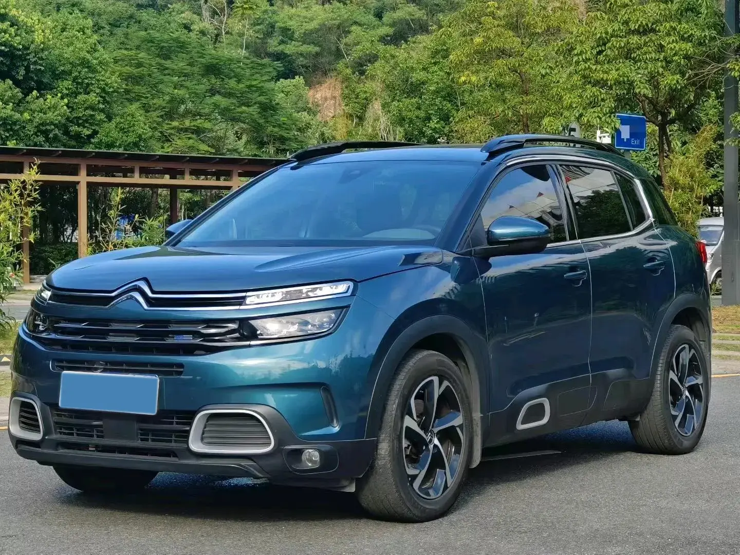 2021 CITROEN C5 view 1