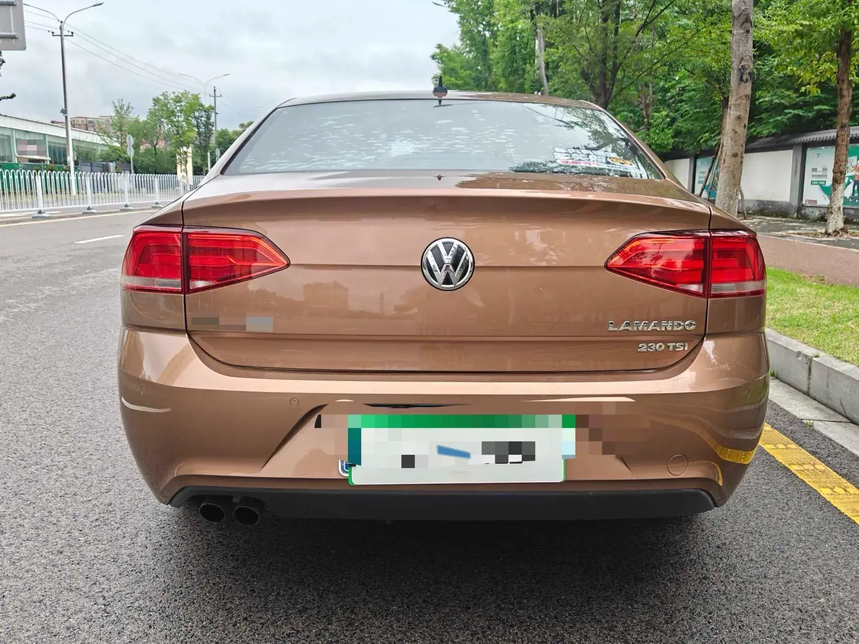 2018 VOLKSWAGEN LAMANDO thumbnail 3