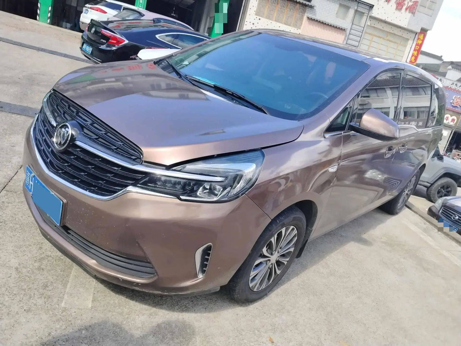 2020 BUICK GL8 view 1