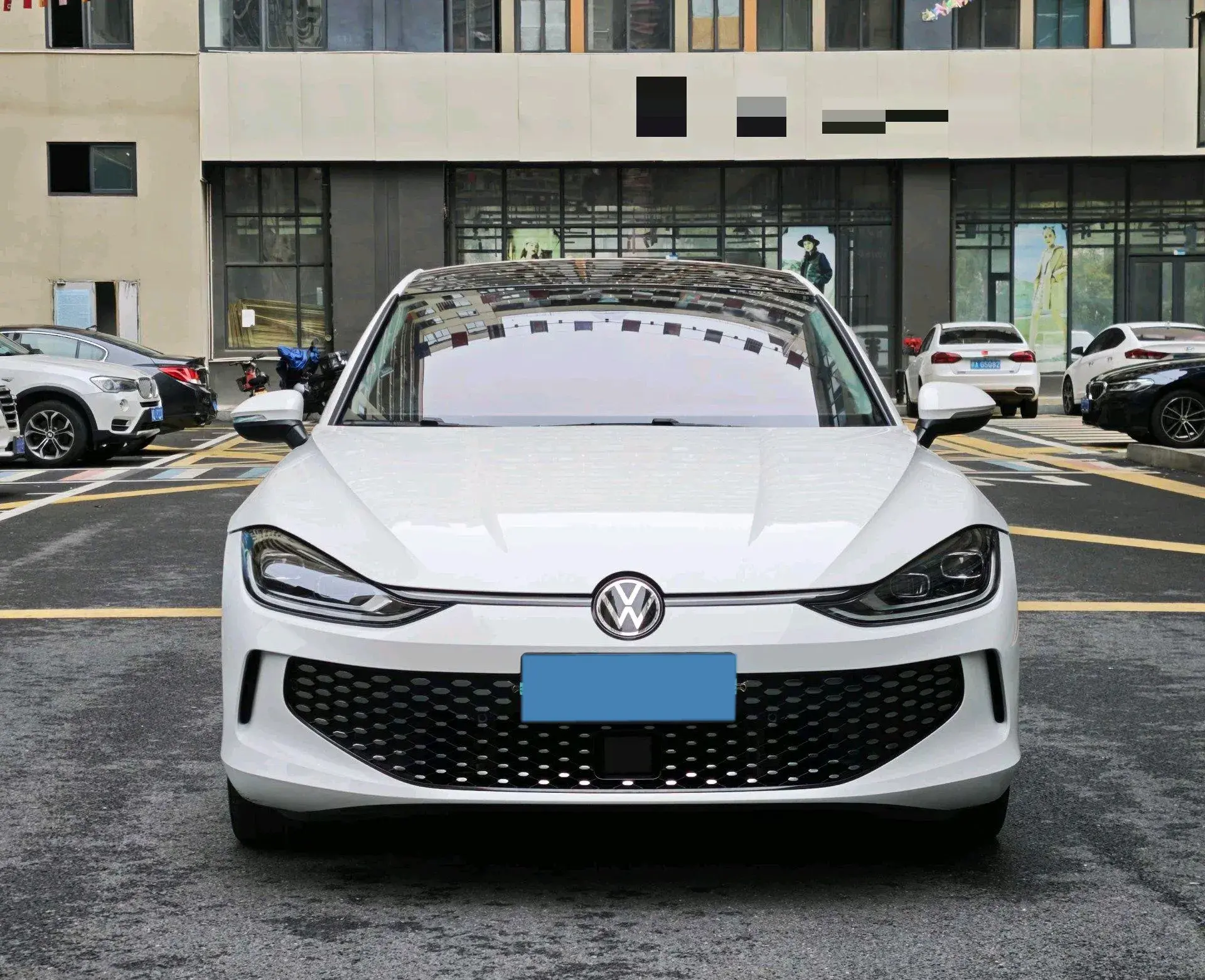 2022 VOLKSWAGEN LAMANDO thumbnail 2