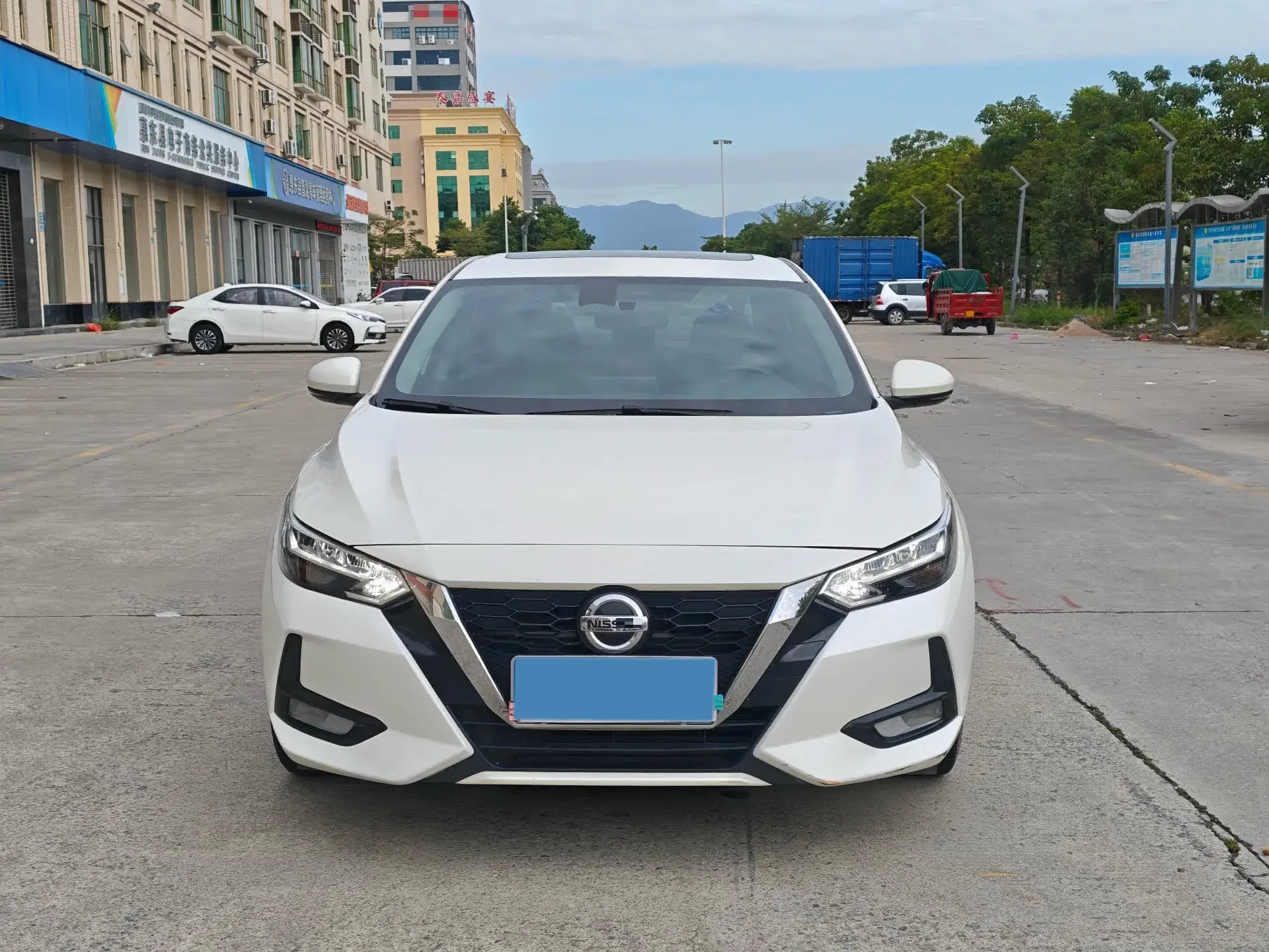 2022 NISSAN SYLPHY thumbnail 2