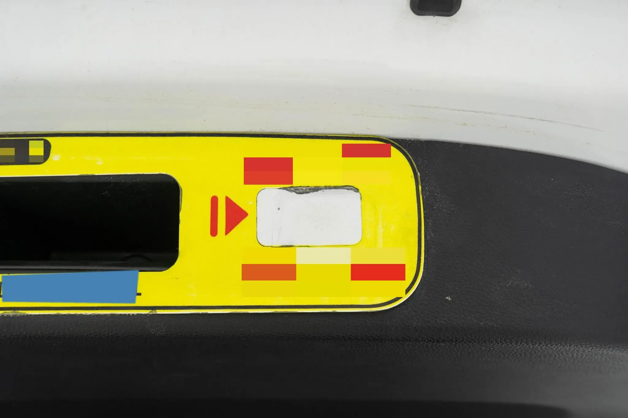 2020 GEELY OKAVANGO thumbnail 3