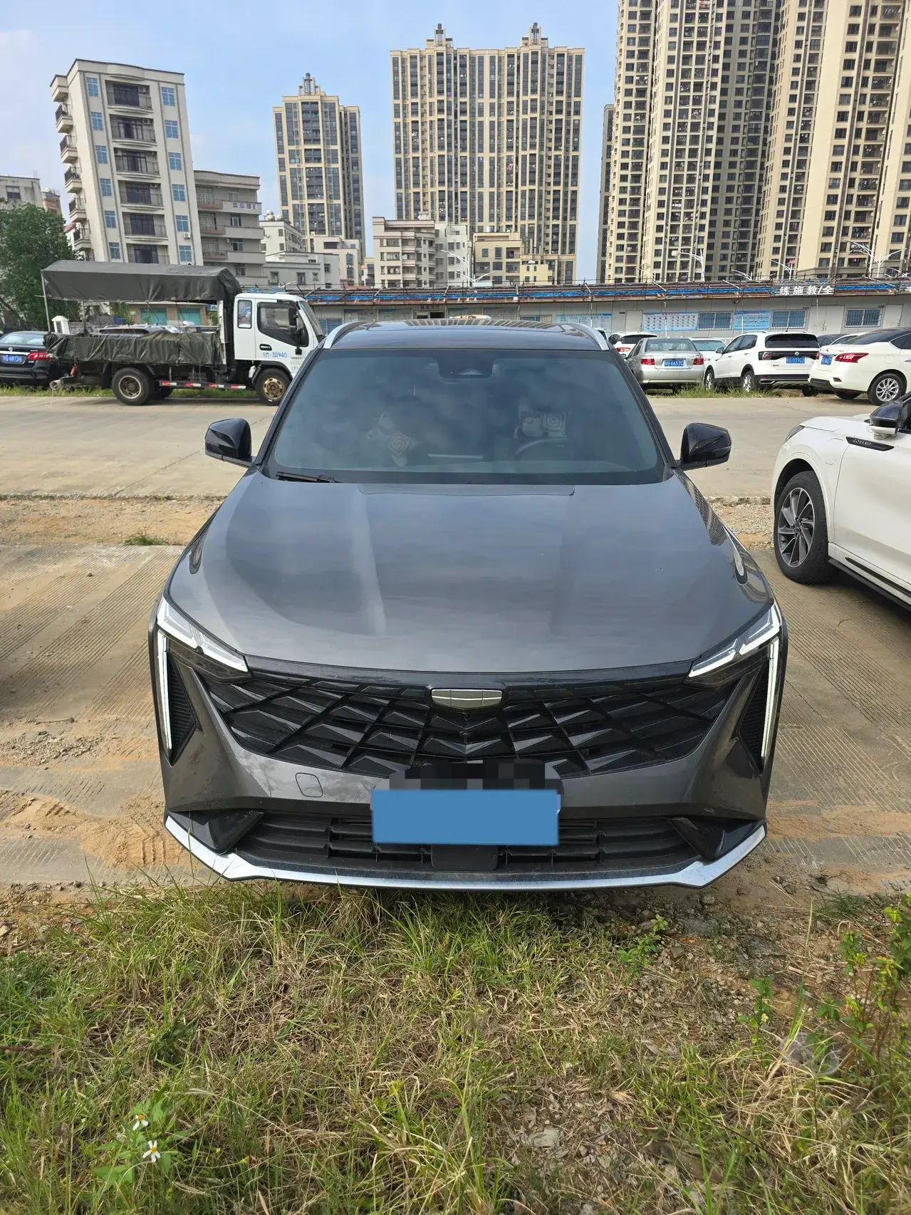 2024 GEELY AZKARRA thumbnail 2