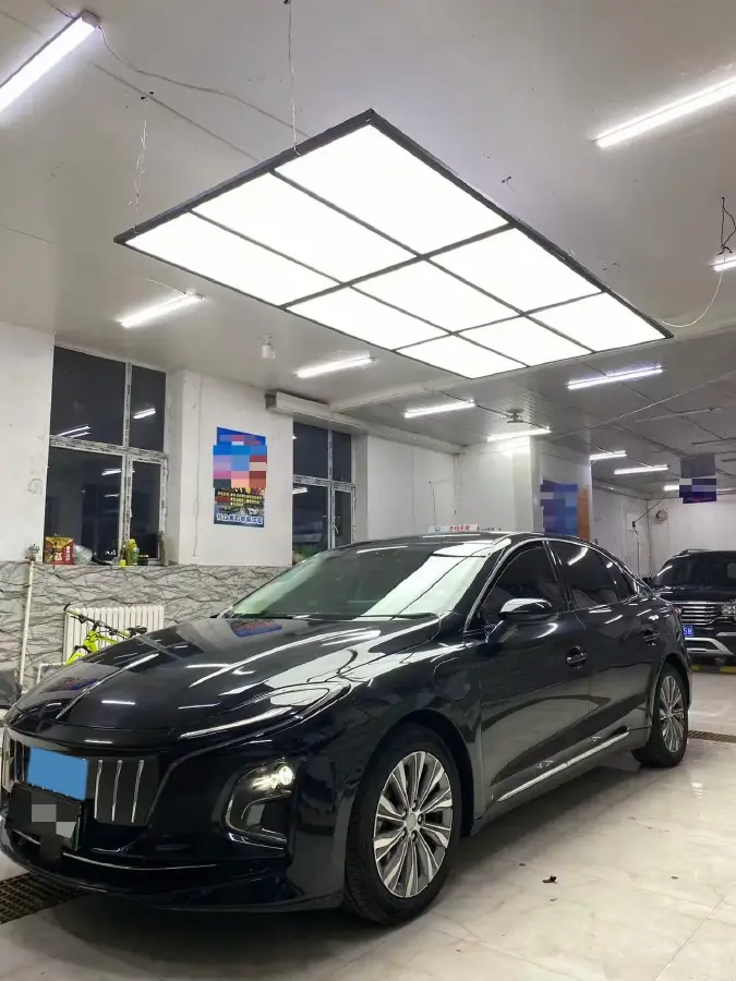 2022 HongQi E-QM5 BEV 54KWH