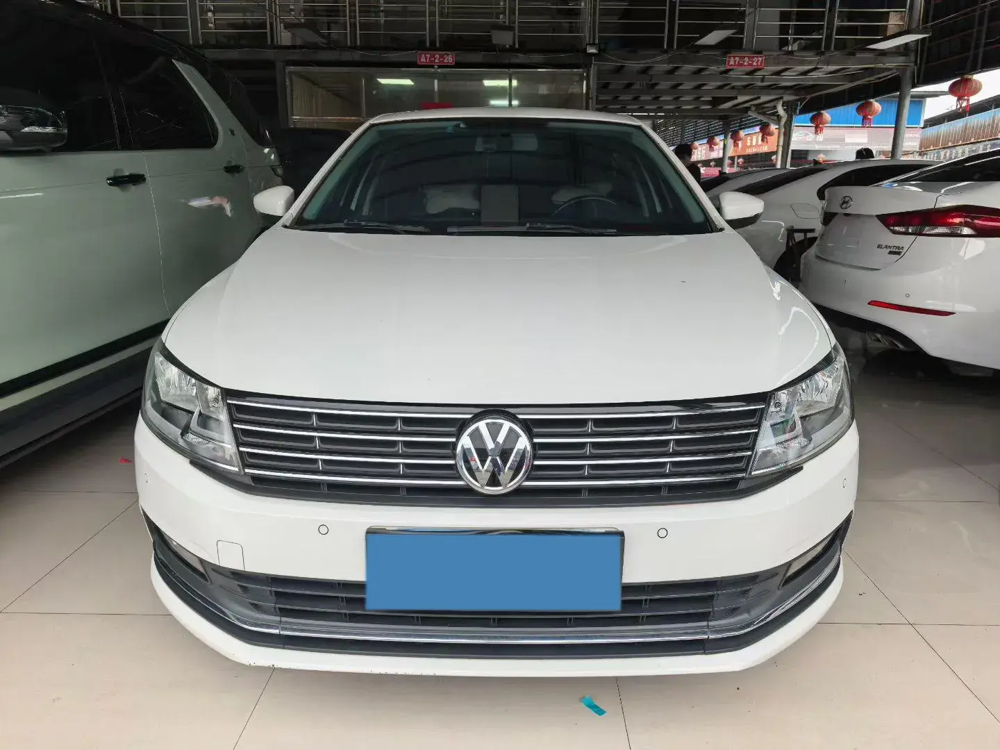 2017 VOLKSWAGEN LAVIDA thumbnail 2