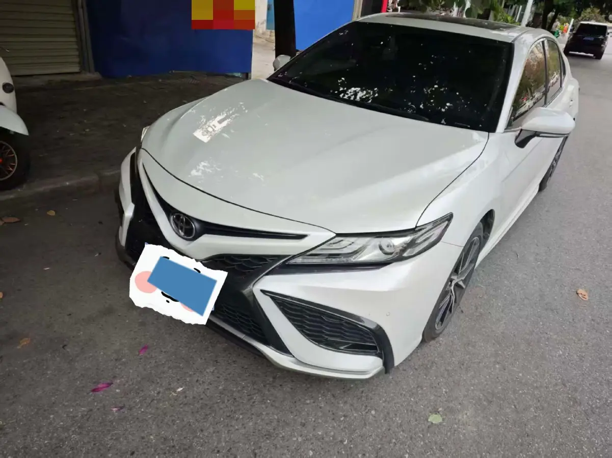 2021 Toyota Camry 2.5L 209HP L4 8AT