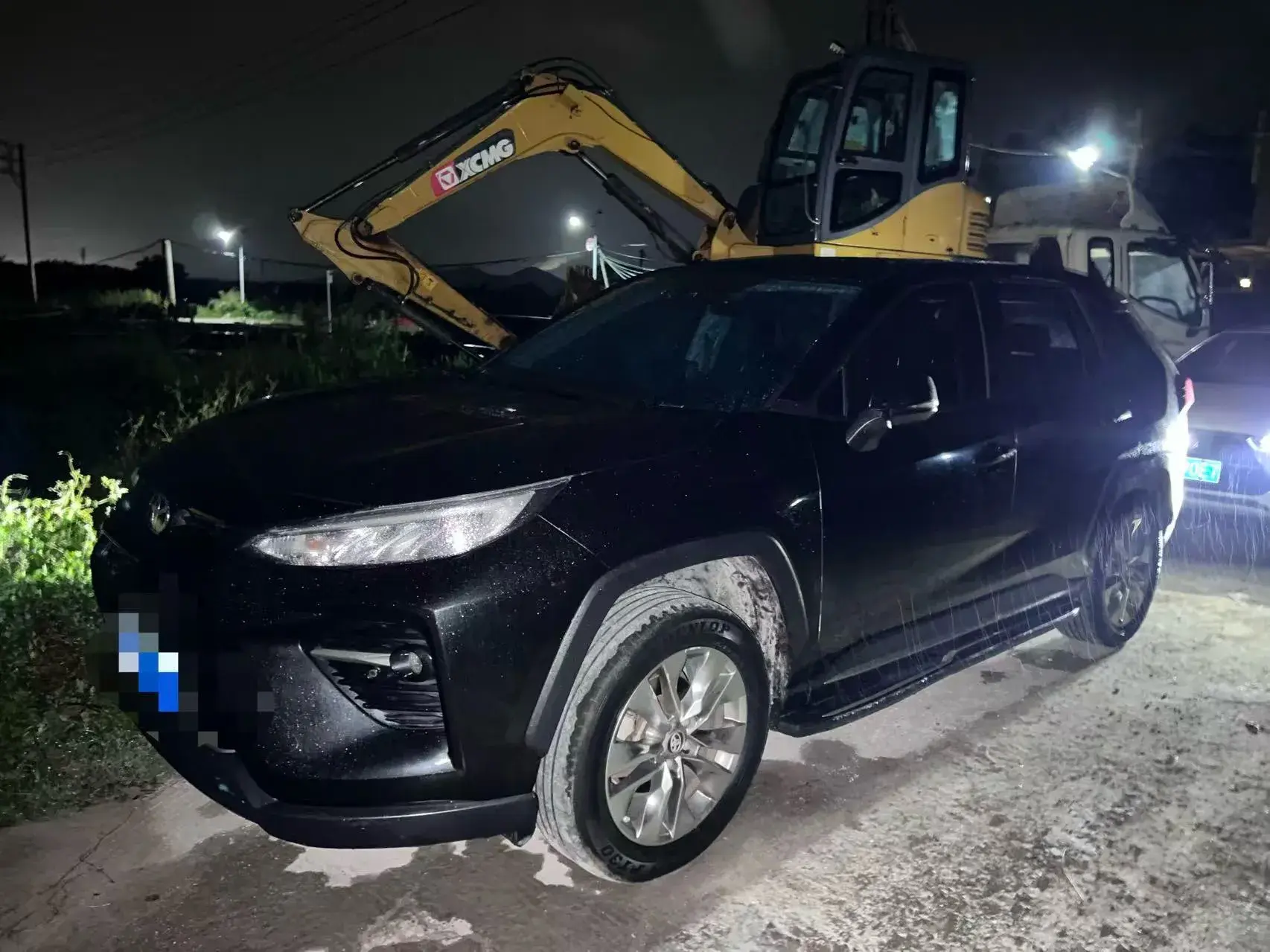 2021 TOYOTA WILDLANDER view 1