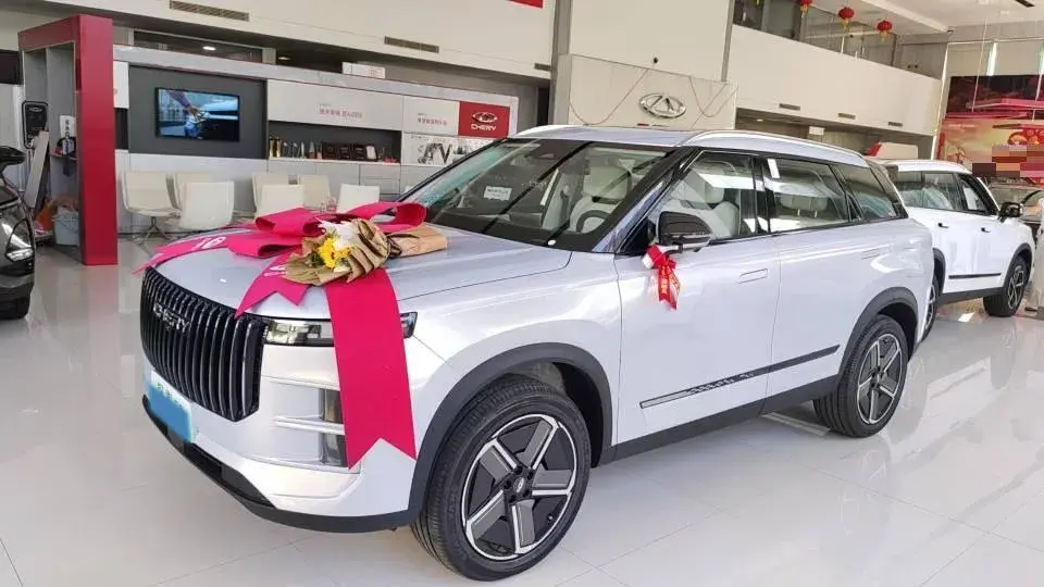 2024 Chery Exploration 06 C-DM 1.5T 156HP L4 DHT PHEV 18.3KWH