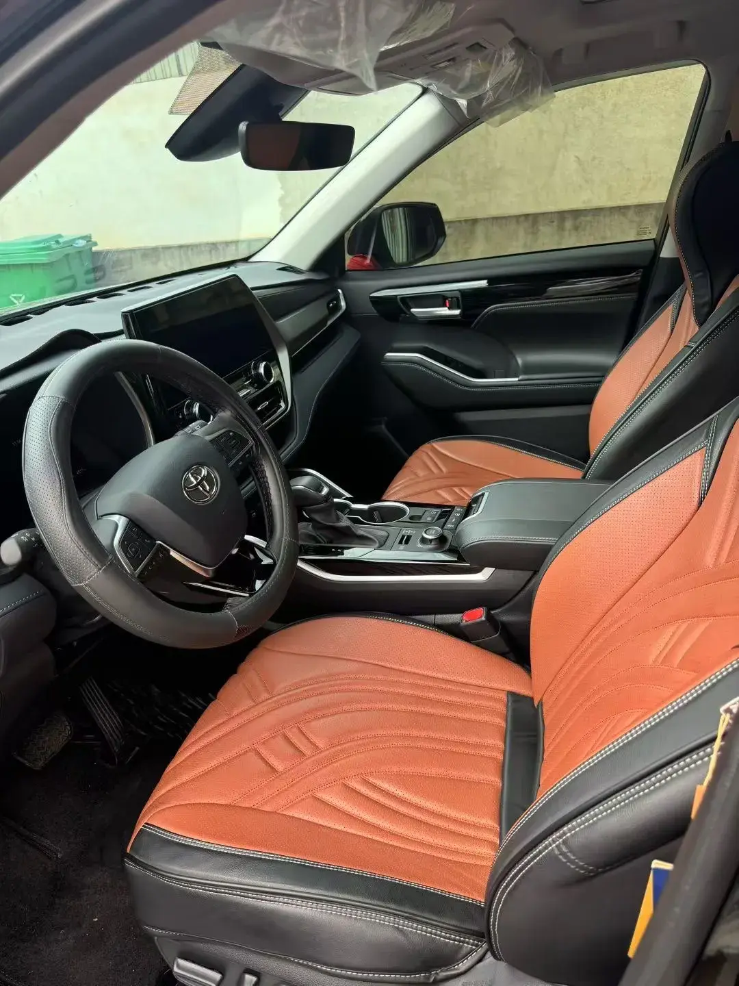 2024 TOYOTA HIGHLANDER thumbnail 4