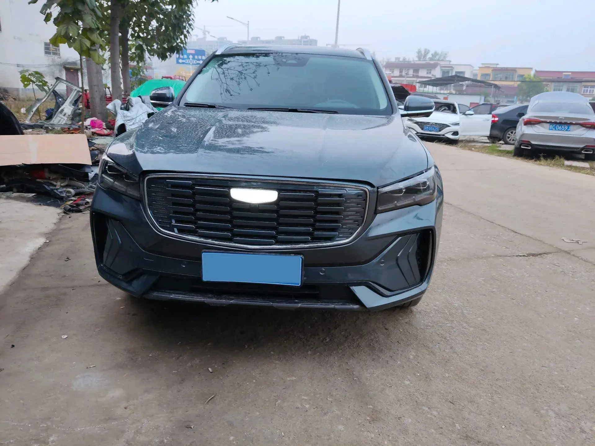 2022 GEELY MONJARO thumbnail 2