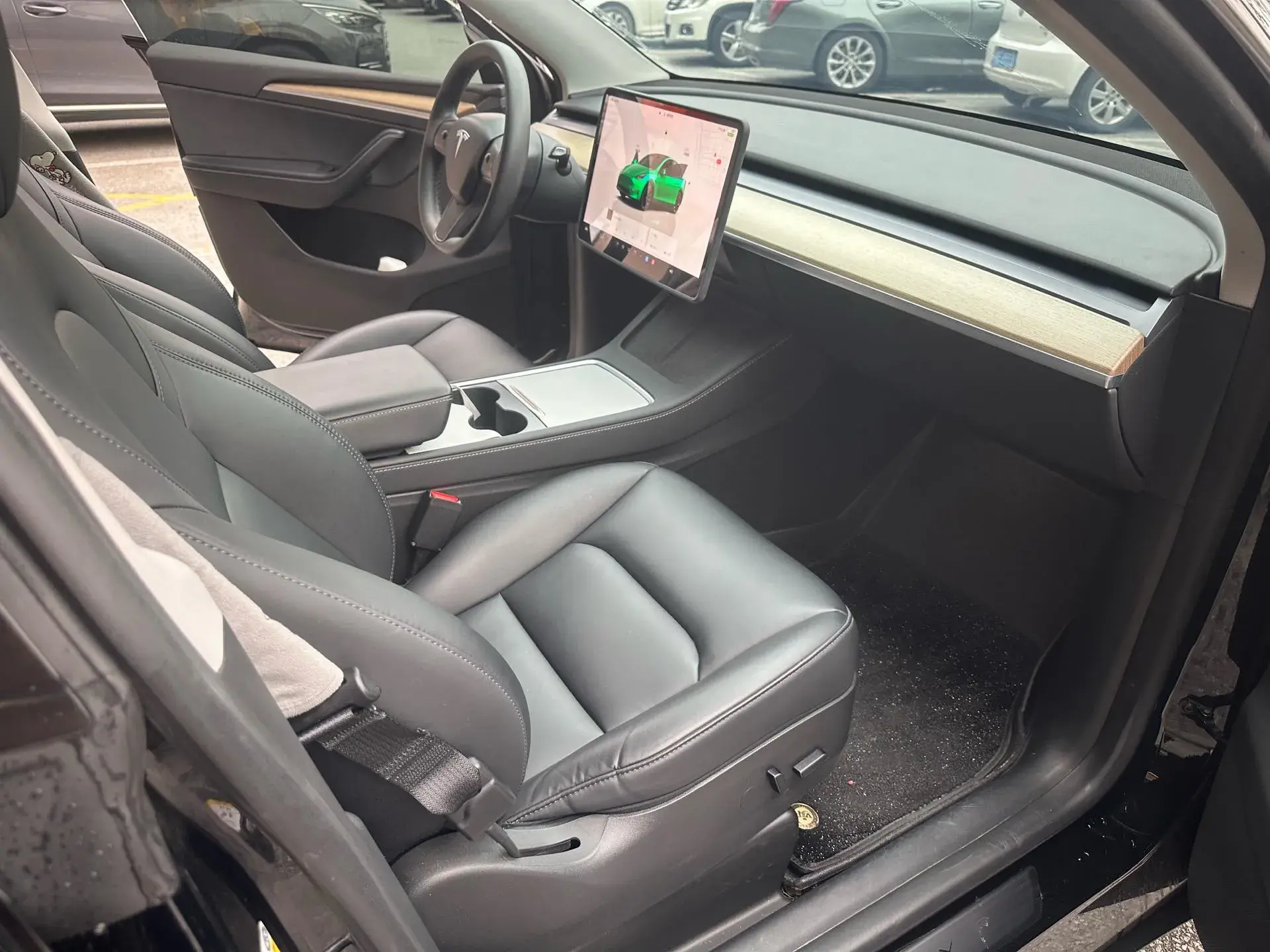 2022 TESLA MODEL thumbnail 4