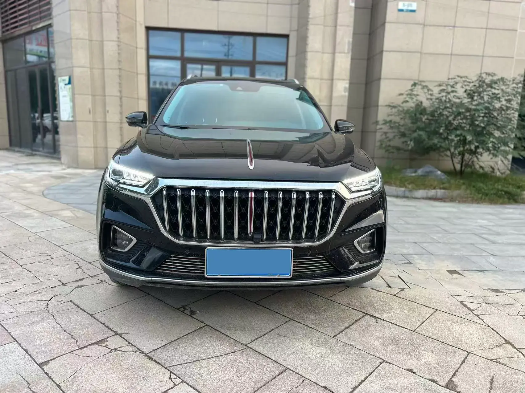 2022 HONGQI HS5 thumbnail 2
