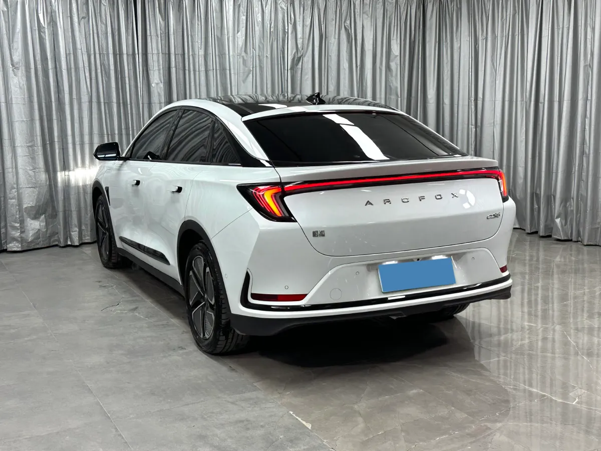 2025 ARCFOX αS6 BEV,autocango,china used car exporter,china ev exporter,chinese used car exporter,chinese used ev exporter