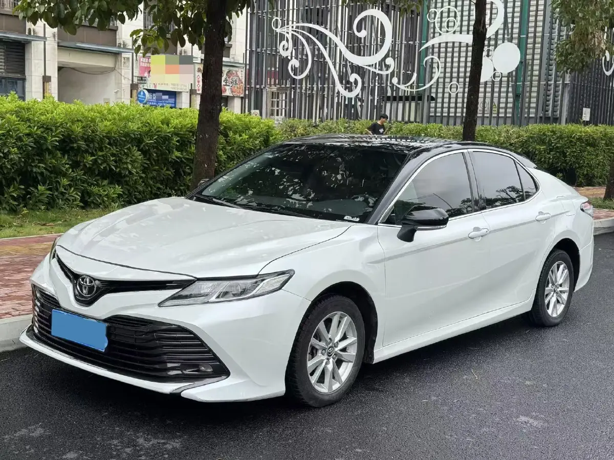 2018 Toyota Camry 2.0L 167HP L4 6AT