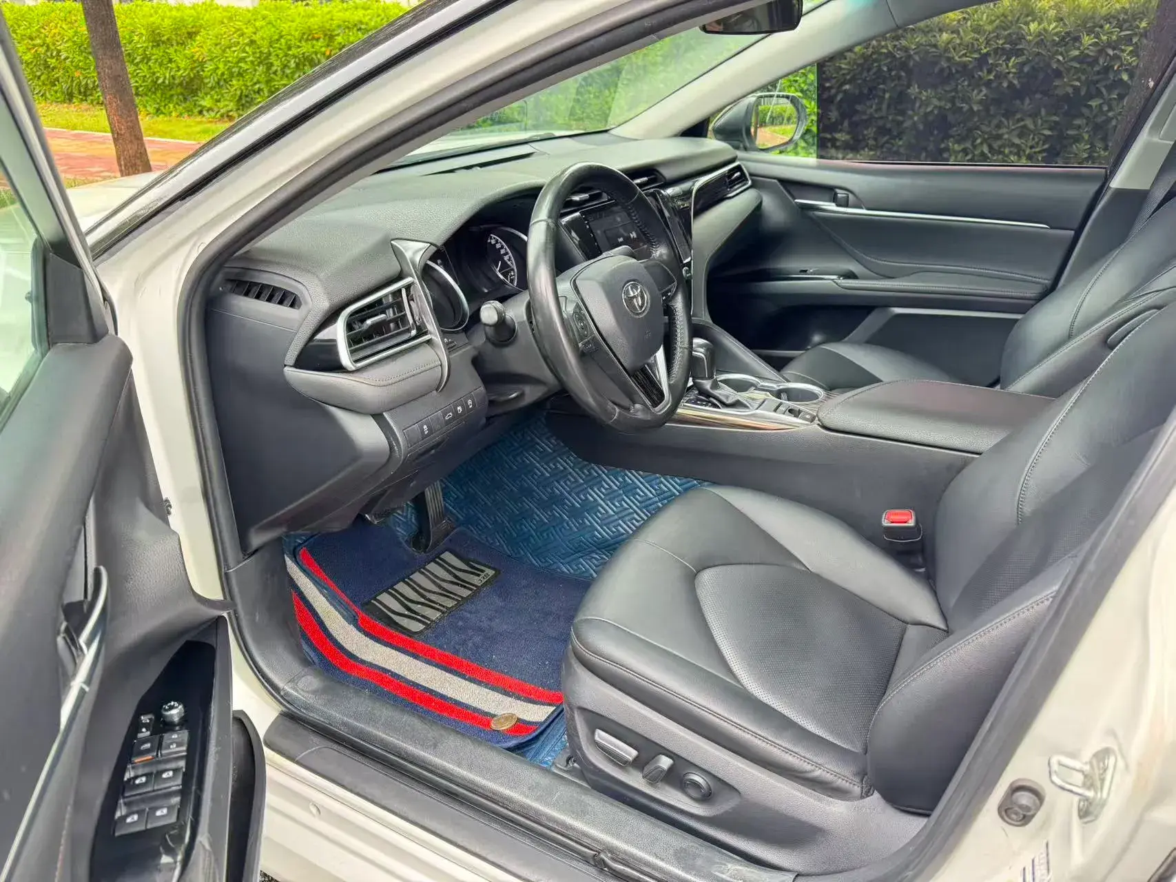 2018 TOYOTA CAMRY thumbnail 4