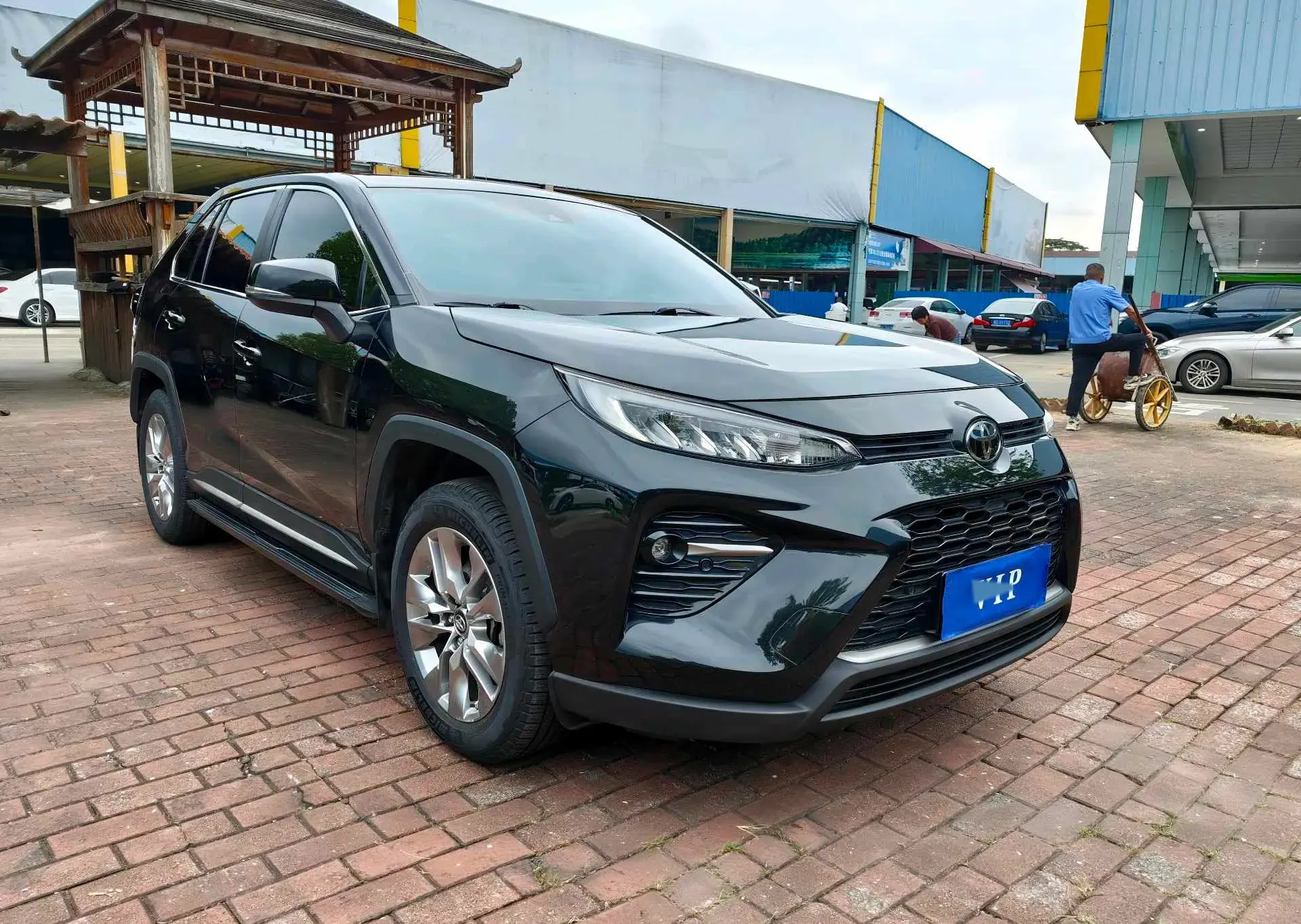 2020 TOYOTA WILDLANDER thumbnail 3