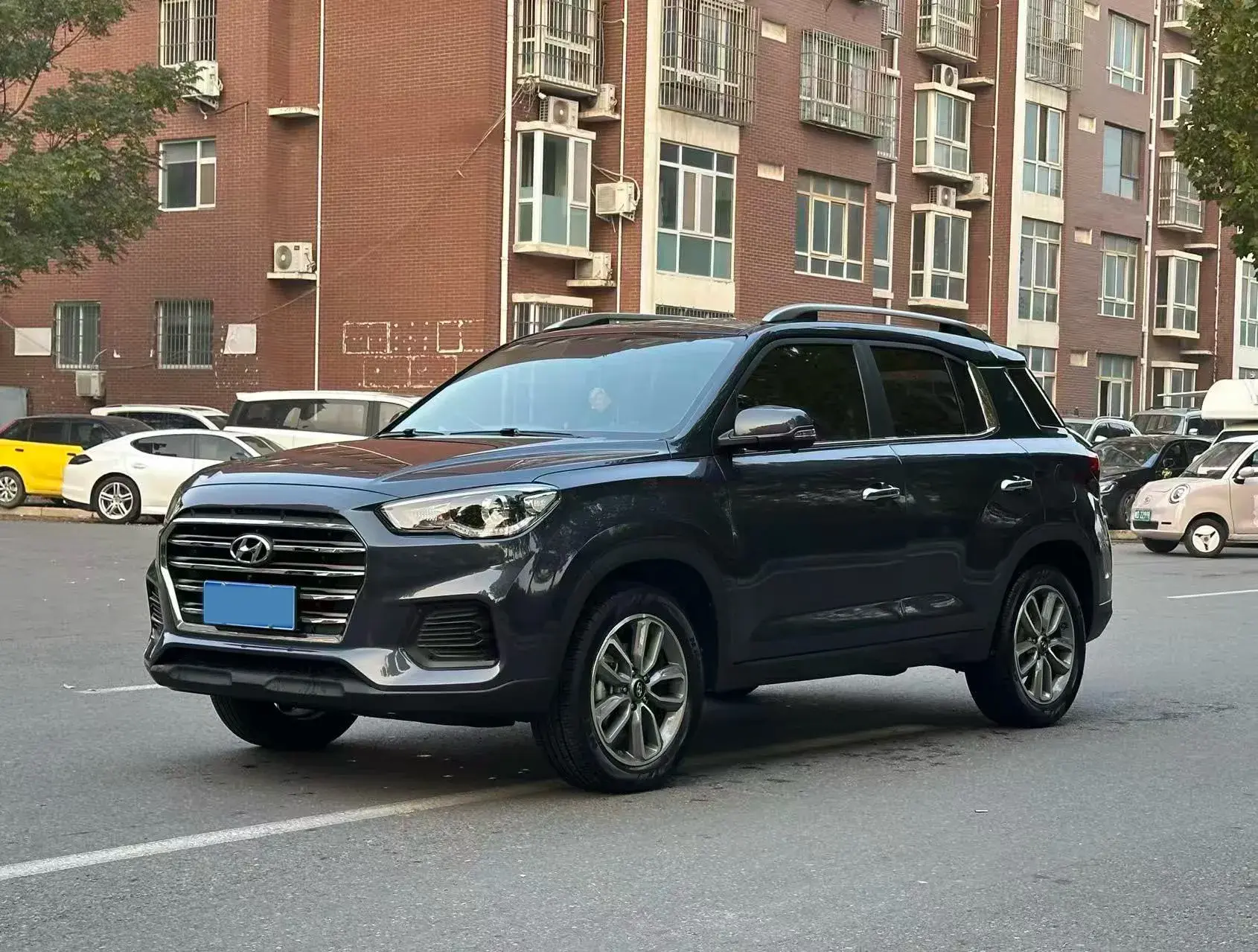 2019 HYUNDAI IX35 view 1