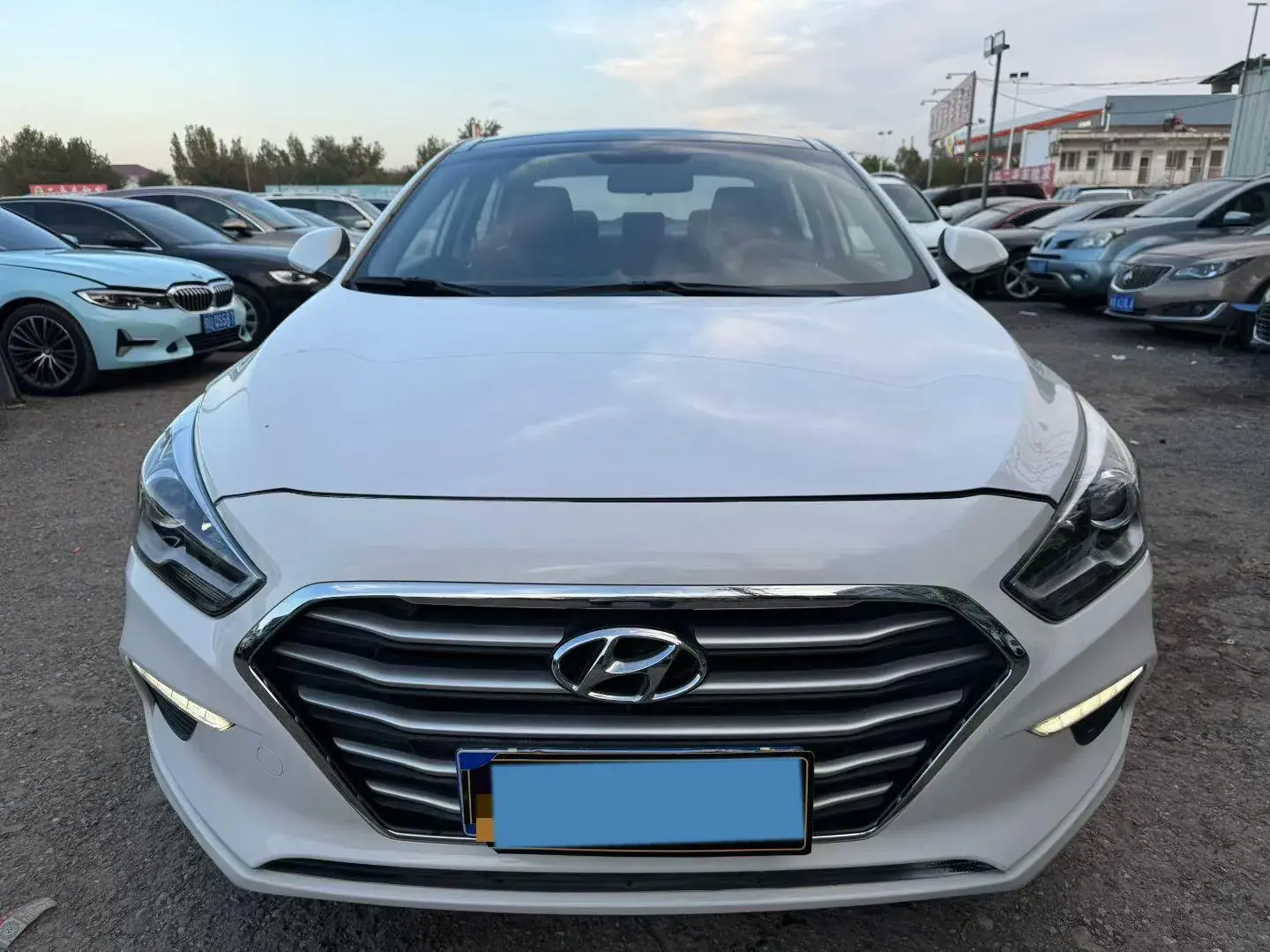 2017 HYUNDAI MISTRA thumbnail 2