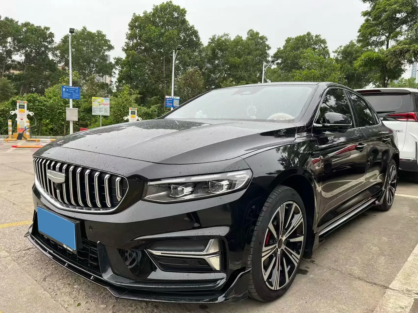 2025 GEELY PREFACE view 1