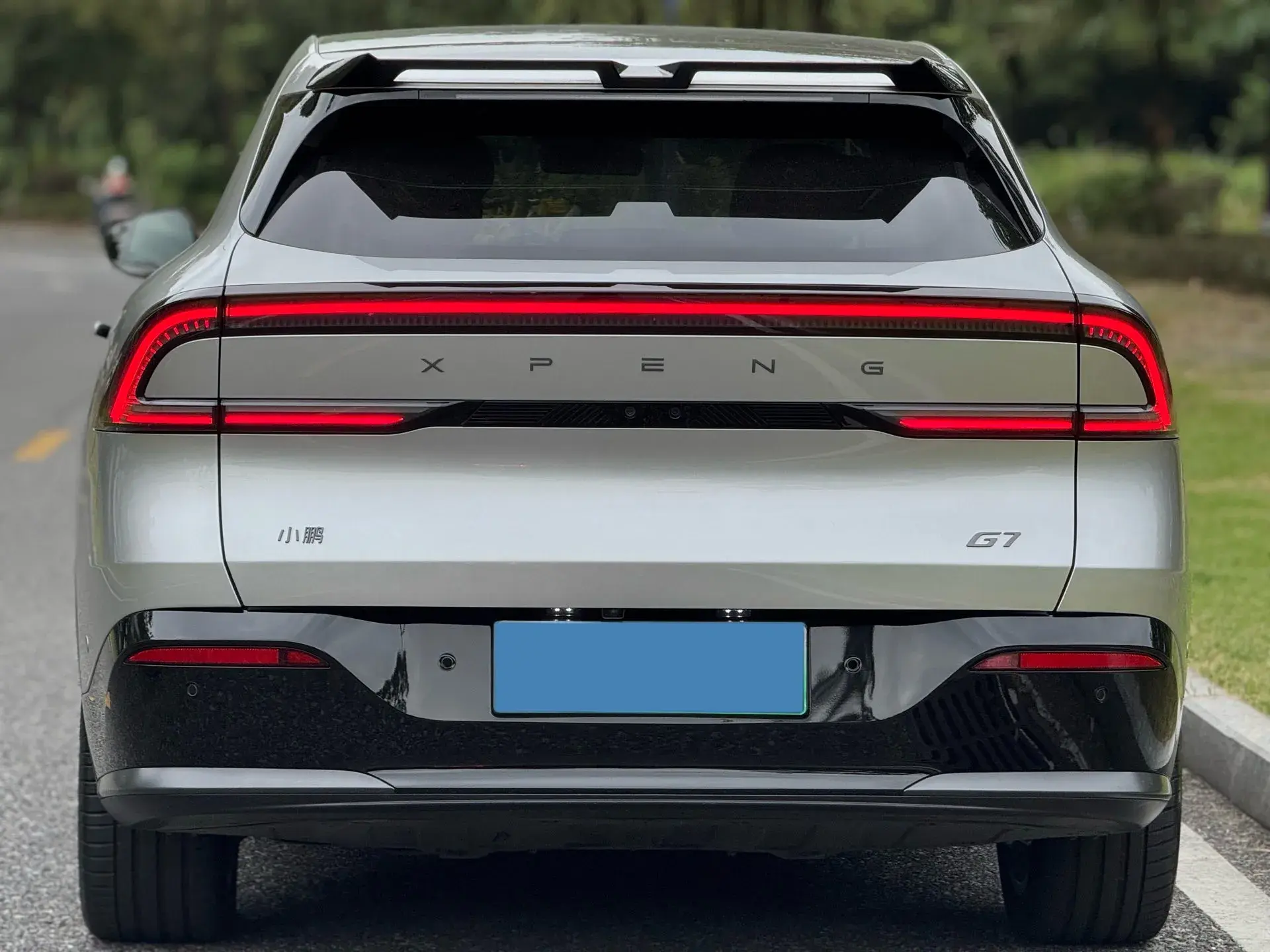 2025 XPENG G7 thumbnail 4