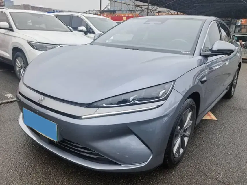 2025 BYD QINL view 1