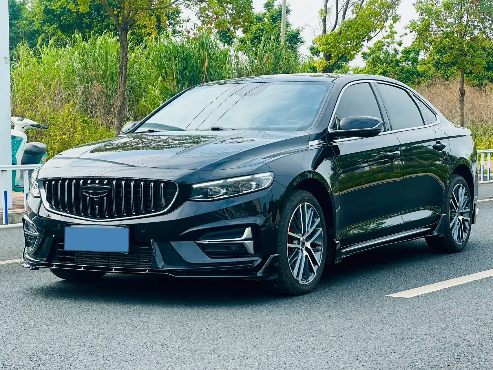 2023 GEELY PREFACE view 1