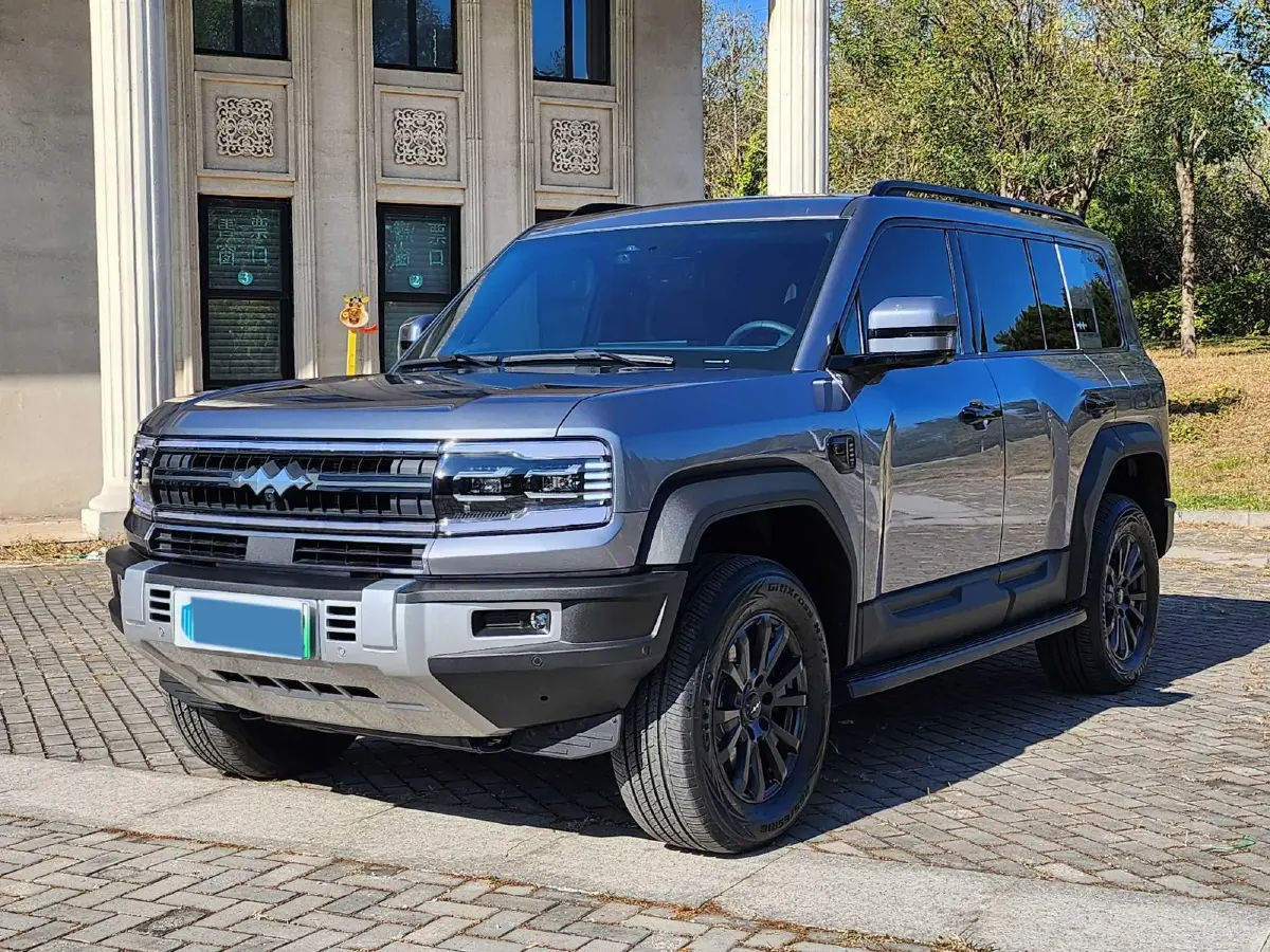 2023 FangChengBao Bao 5 1.5T 194HP L4 E-CVT PHEV 31.8KWH