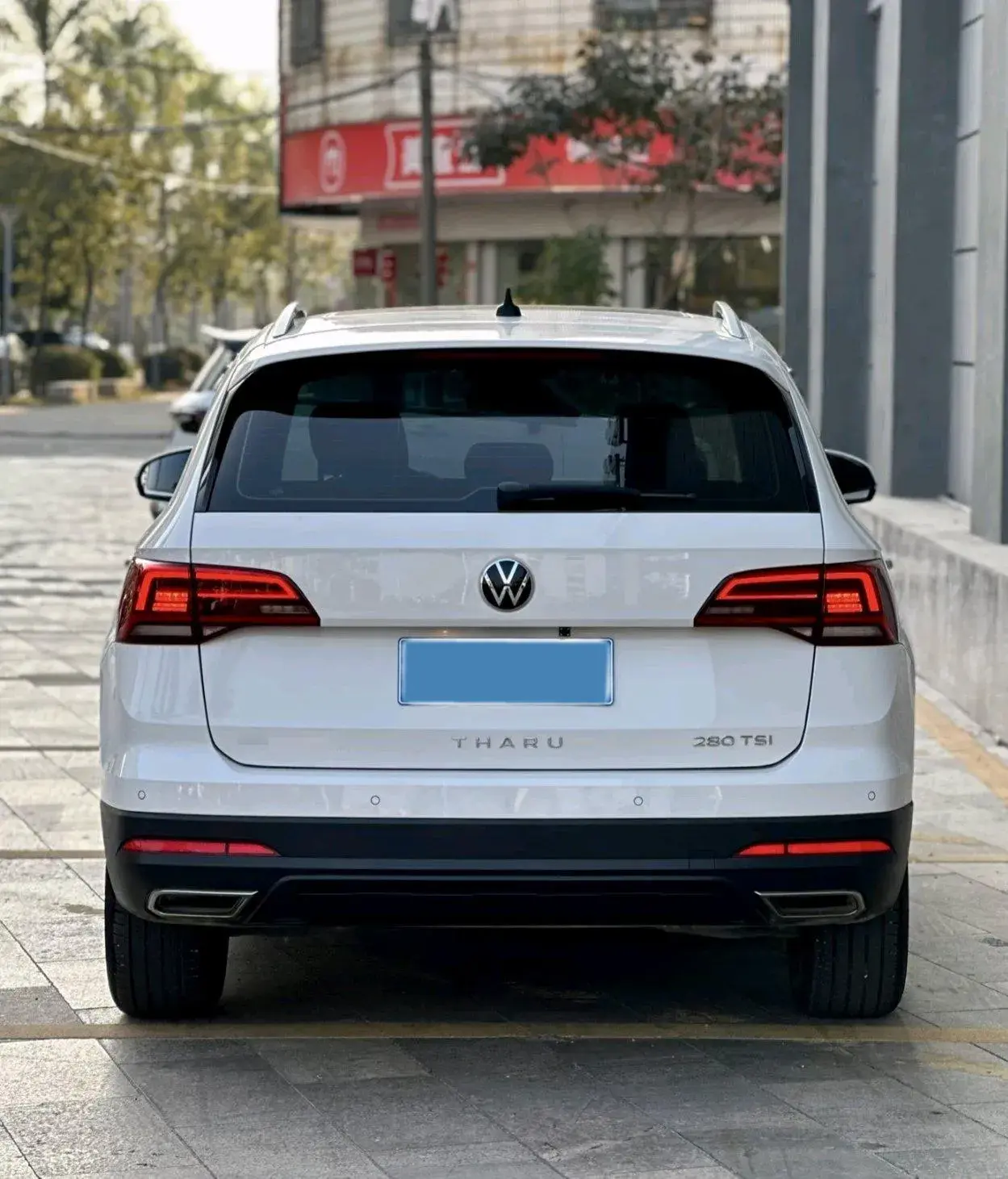 2022 VOLKSWAGEN THARU thumbnail 4