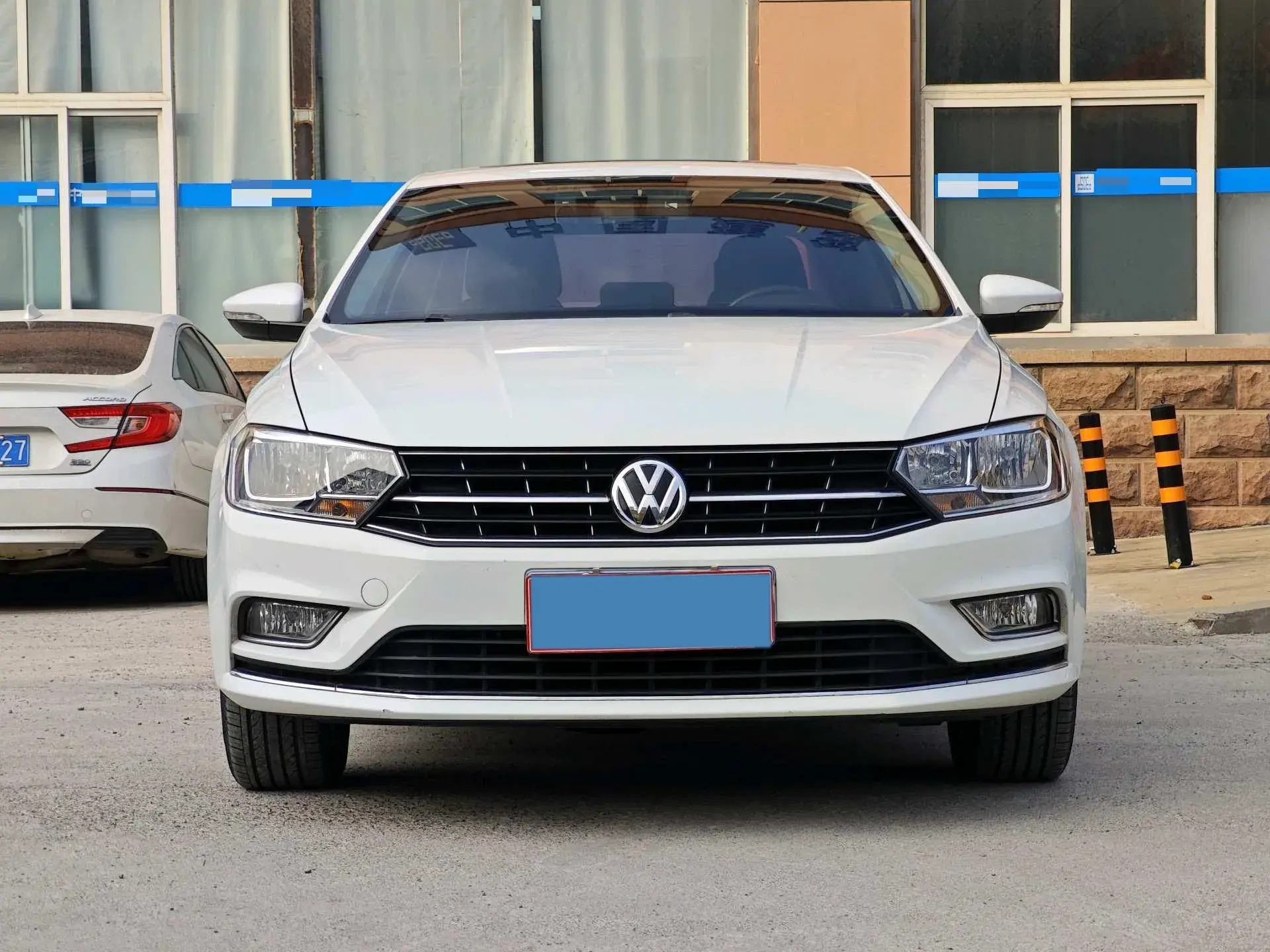 2018 VOLKSWAGEN BORA thumbnail 2