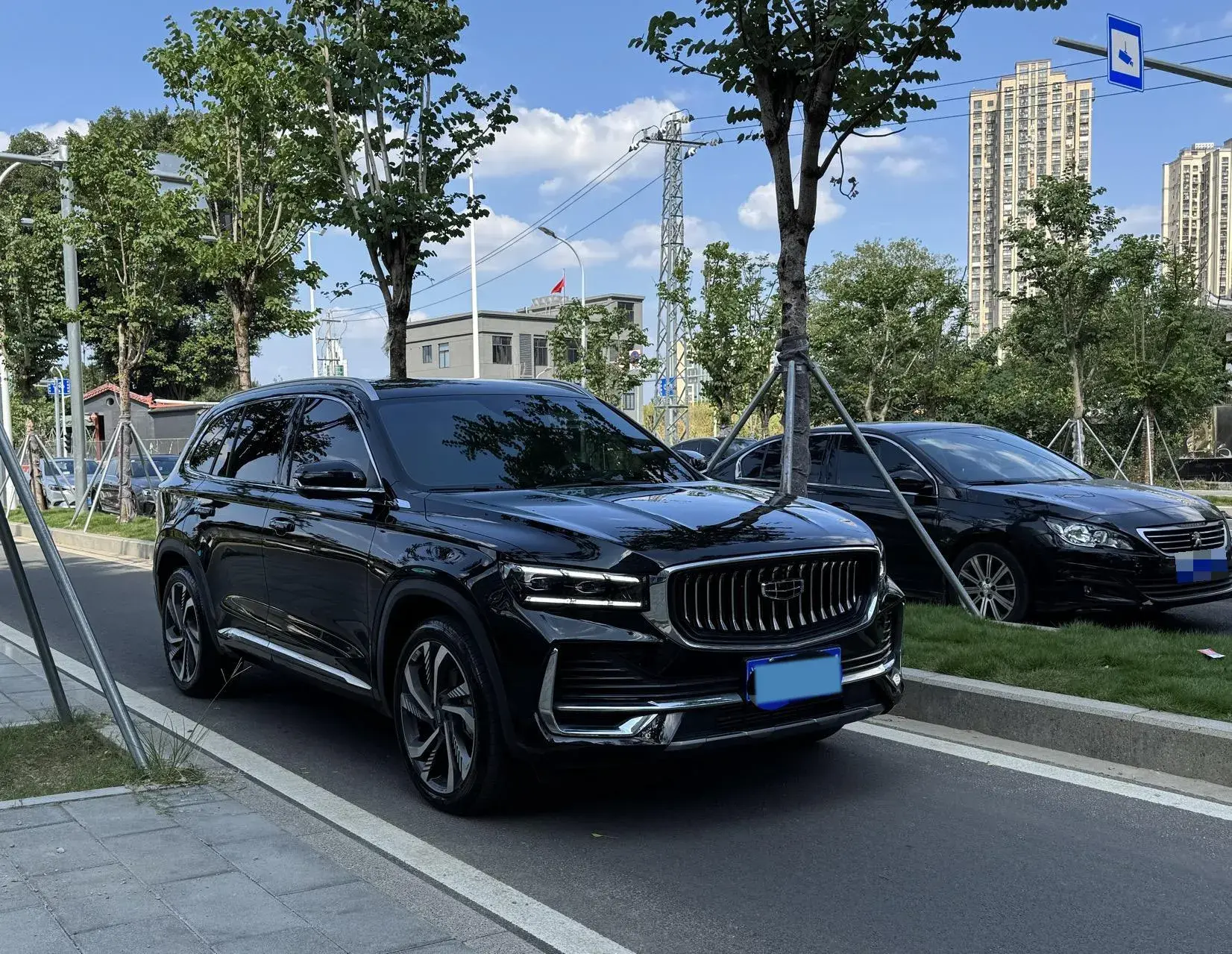 2024 GEELY MONJARO thumbnail 3