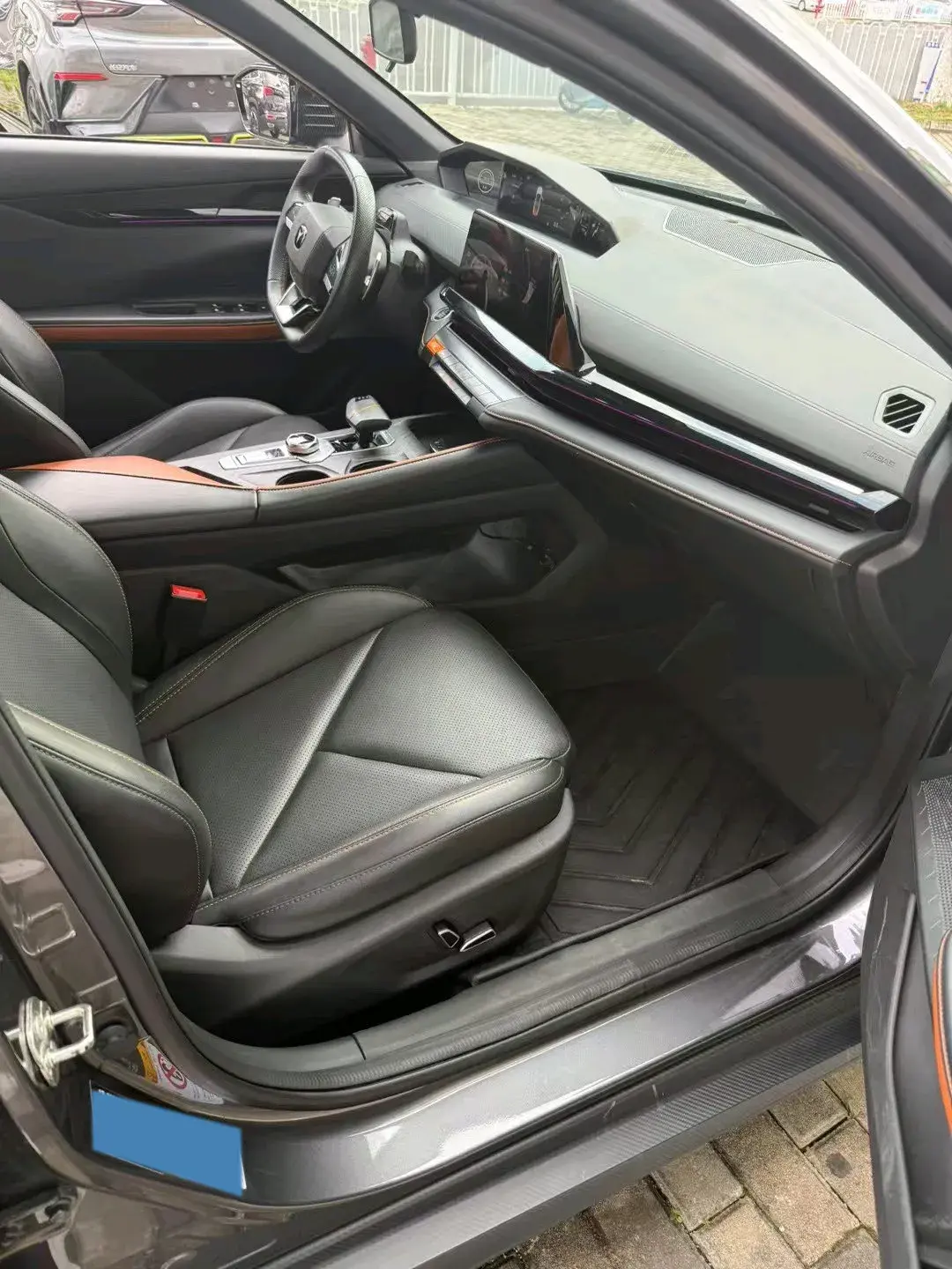 2022 CHANGAN UNI-V thumbnail 3