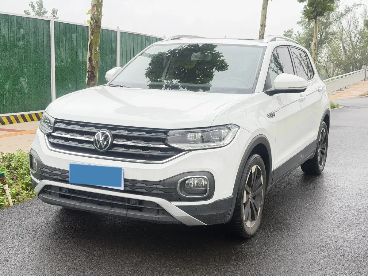 2021 Volkswagen Tacqua 1.2T 116HP L4 7DCT