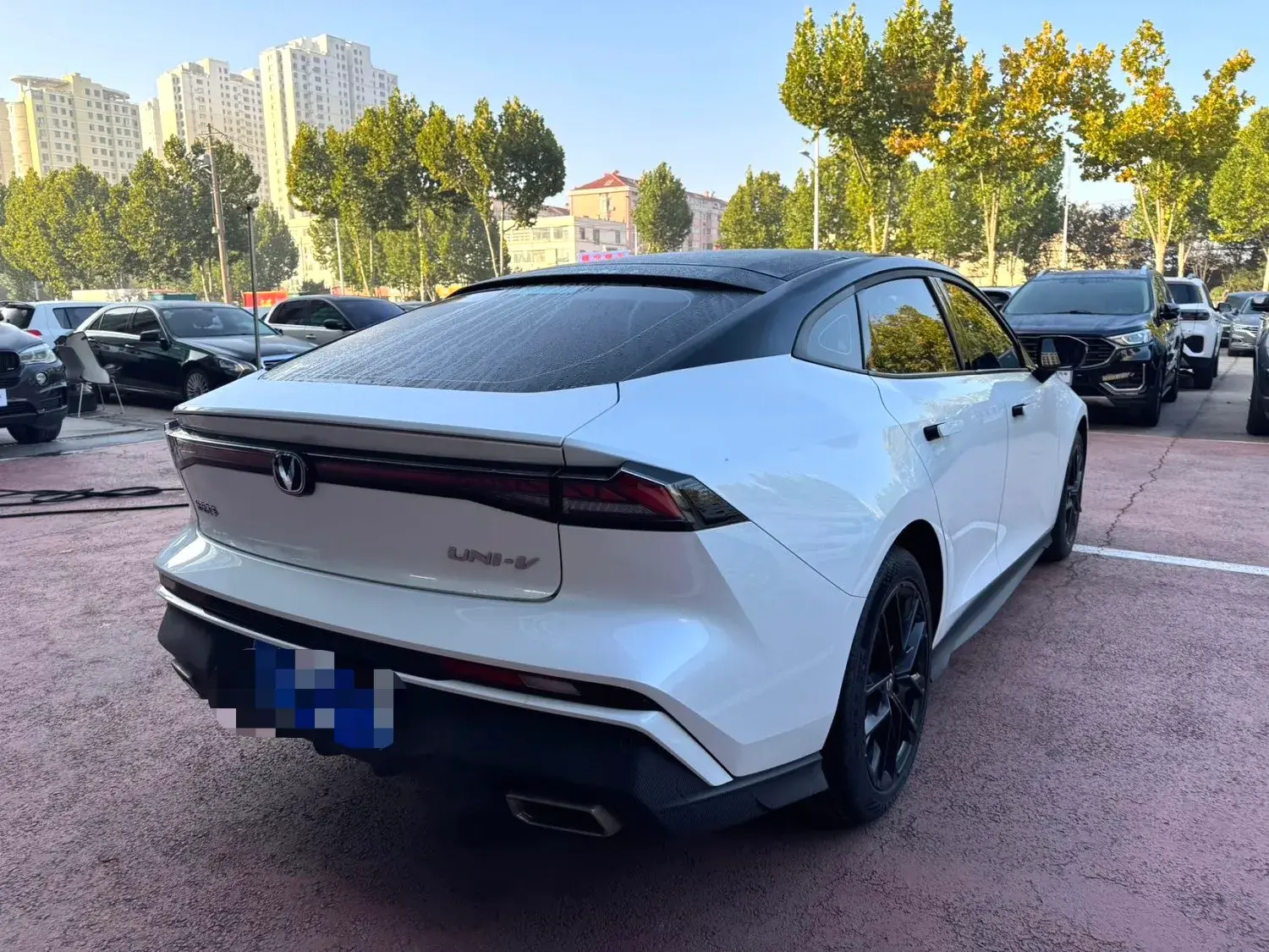 2024 CHANGAN UNI-V thumbnail 3