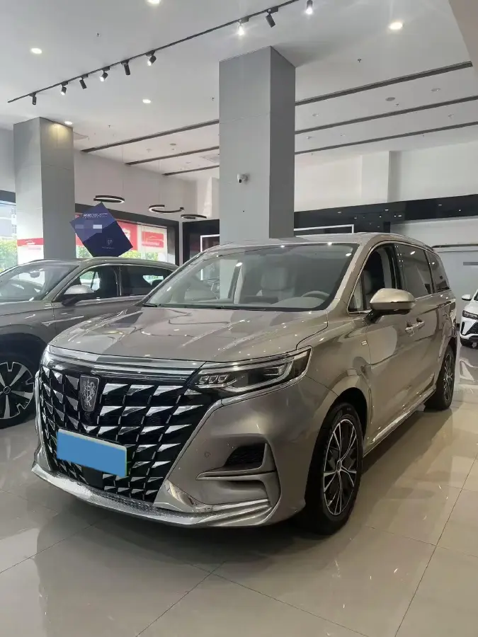 2023 Roewe iMAX8 2.0T 234HP L4 8AT