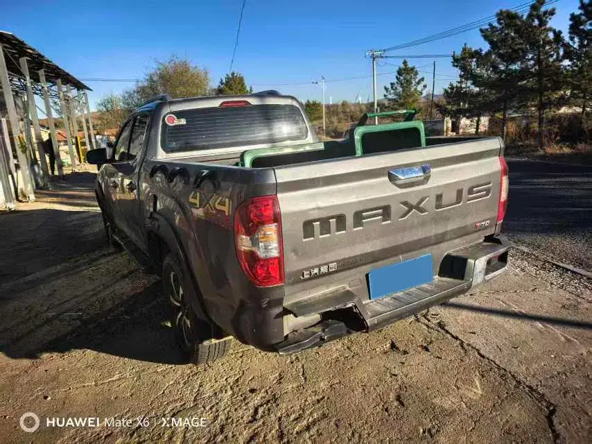 2022 MAXUS T70 thumbnail 3