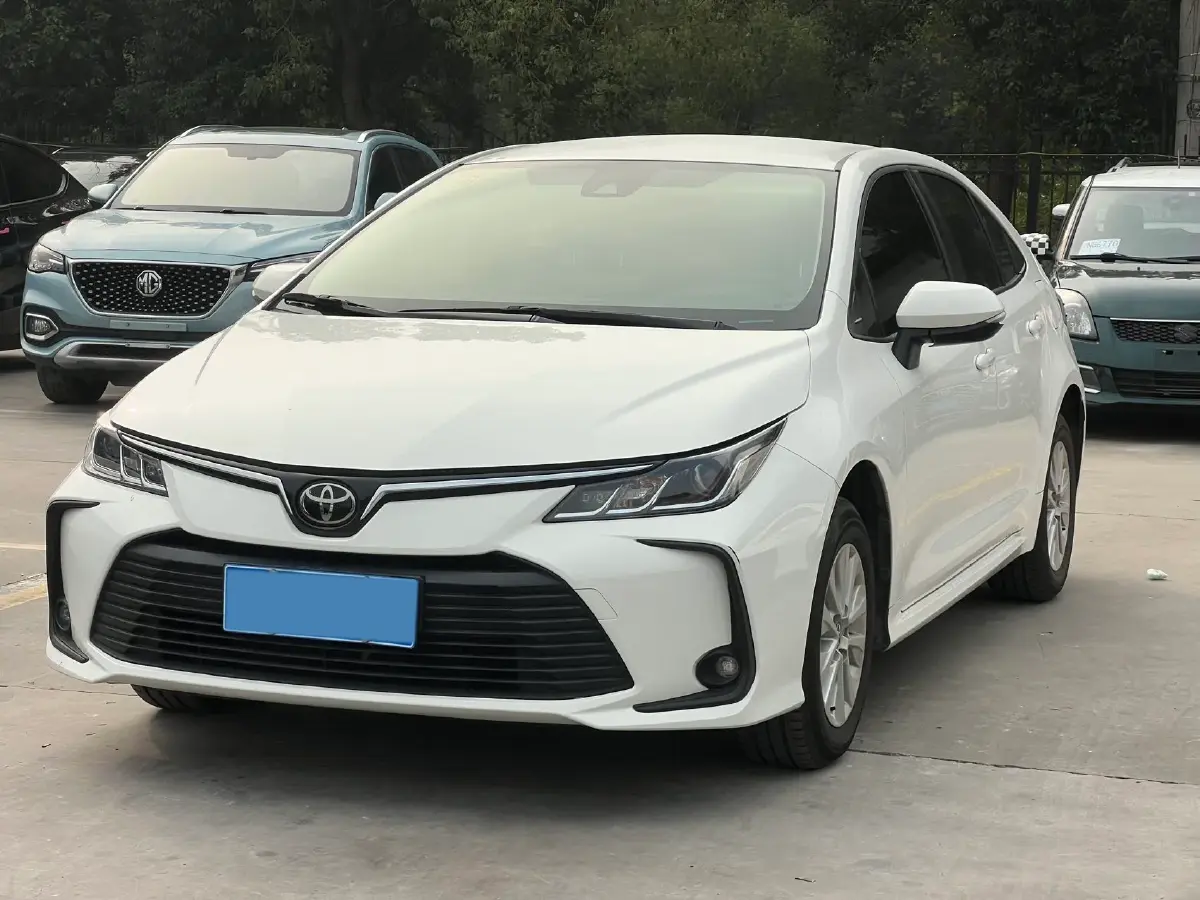 2021 Toyota Corolla 1.2T 116HP L4 CVT