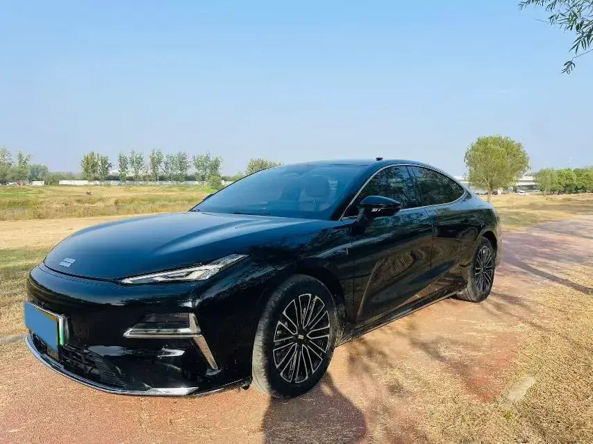 2025 Geely Galaxy Starshine 8 1.5L 112HP L4 1DHT PHEV