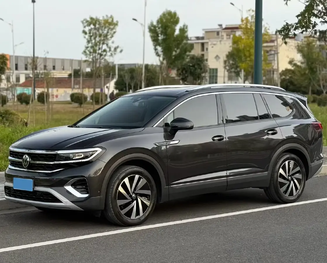 2021 Volkswagen Talagon 2.0T 220HP L4 7DCT