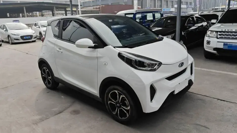 2021 CHERY LITTLE thumbnail 3