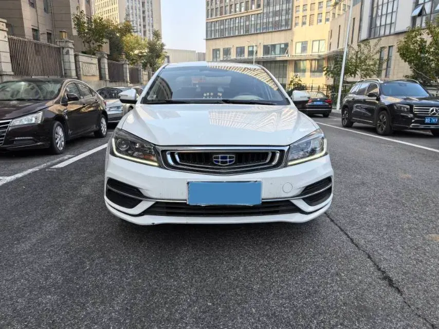 2018 GEELY EMGRAND thumbnail 3