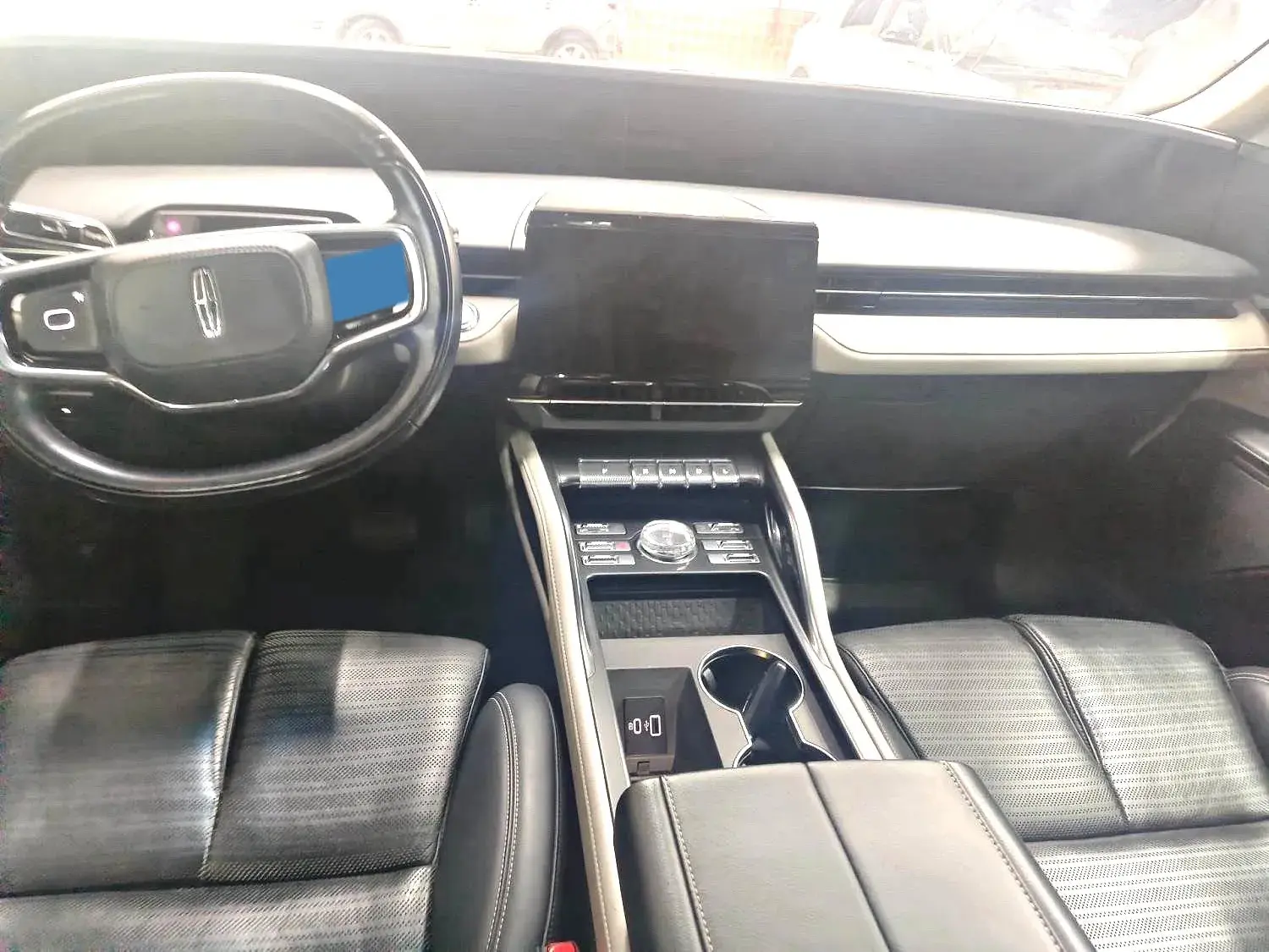 2023 LINCOLN NAUTILUS thumbnail 4