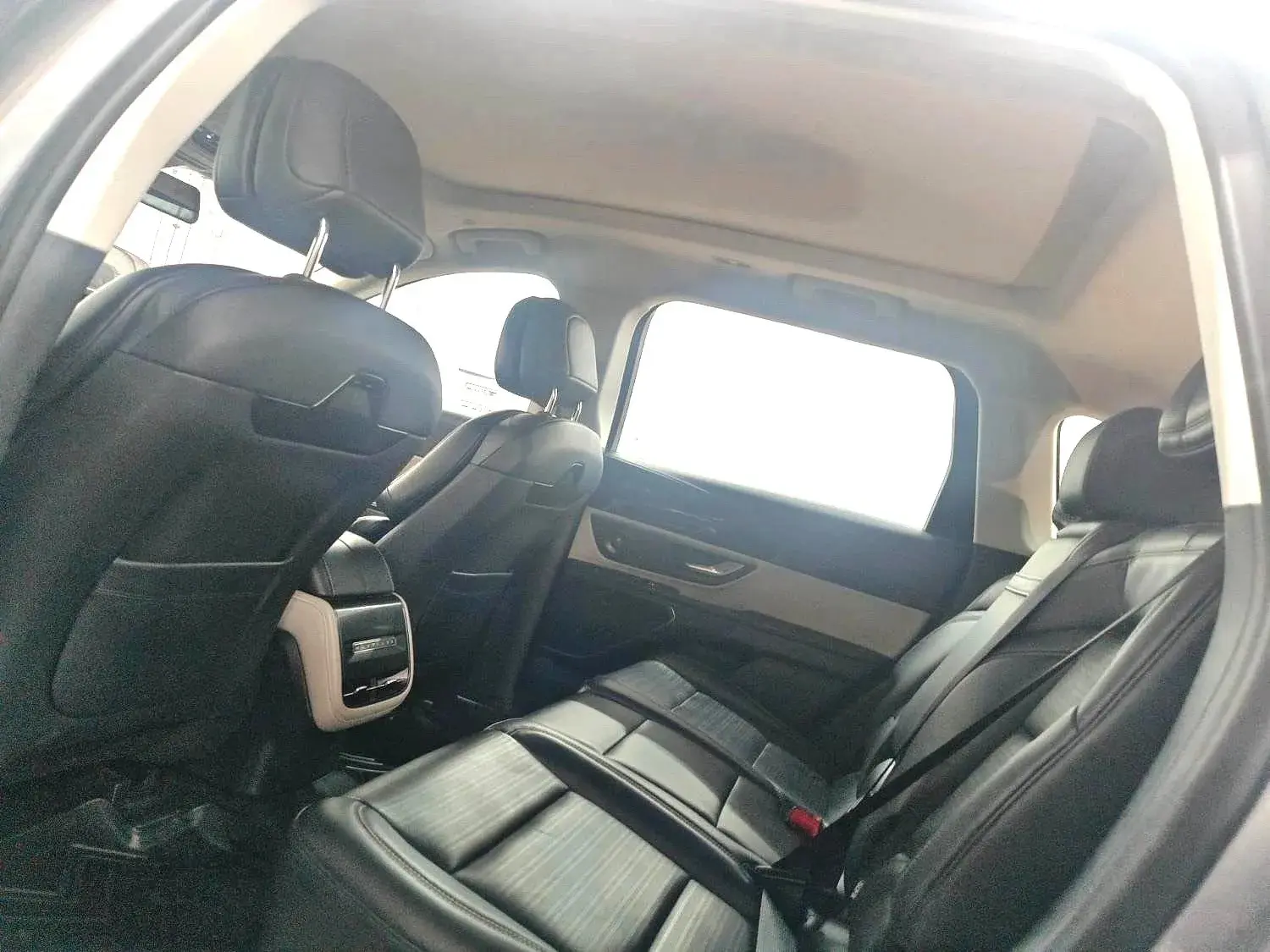 2023 LINCOLN NAUTILUS thumbnail 3