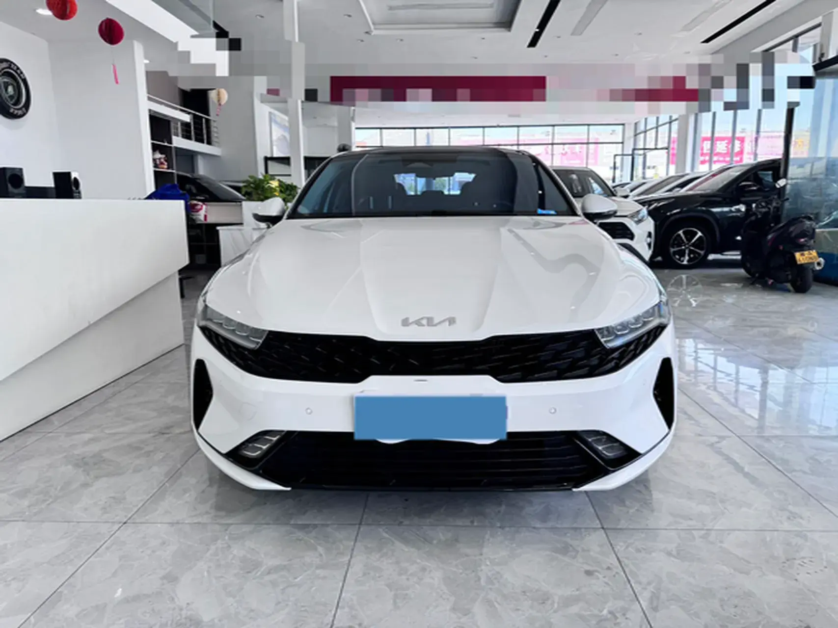 2021 KIA K5 thumbnail 2