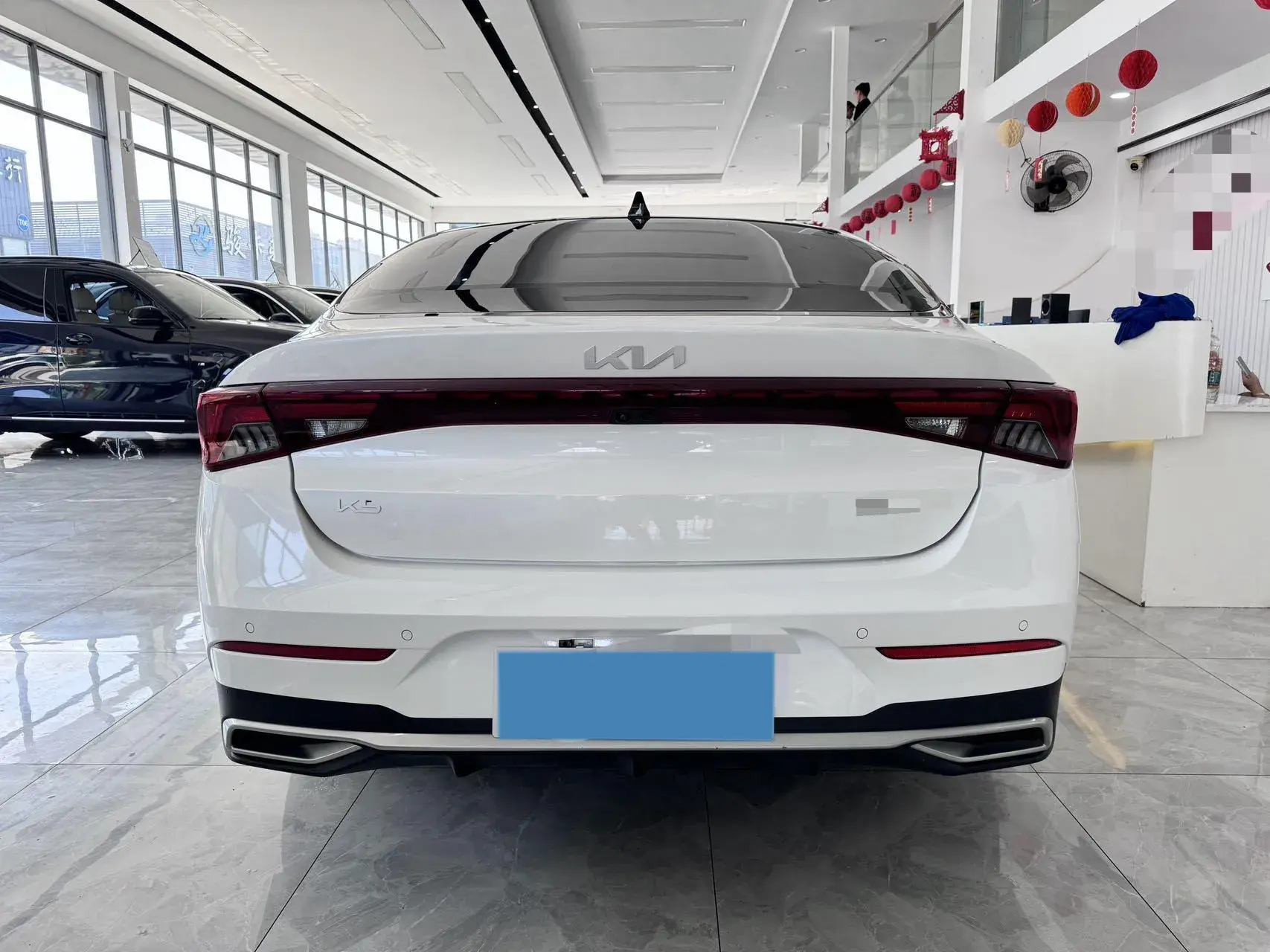 2021 KIA K5 thumbnail 3